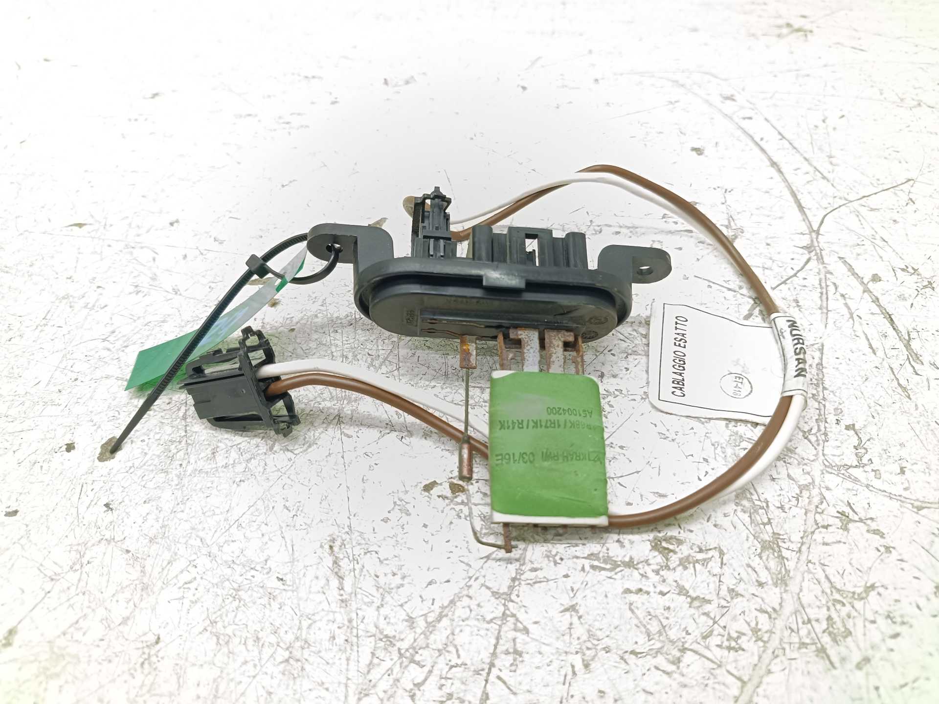 Recambio de resistencia calefaccion para dacia lodgy laureate referencia OEM IAM A72903100  