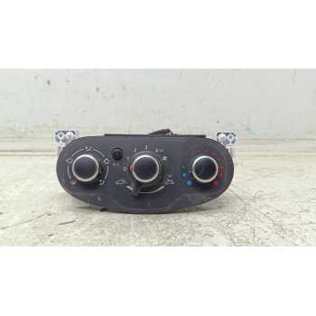 MANDO CALEFACCION / AIRE ACONDICIONADO 5P3743000 