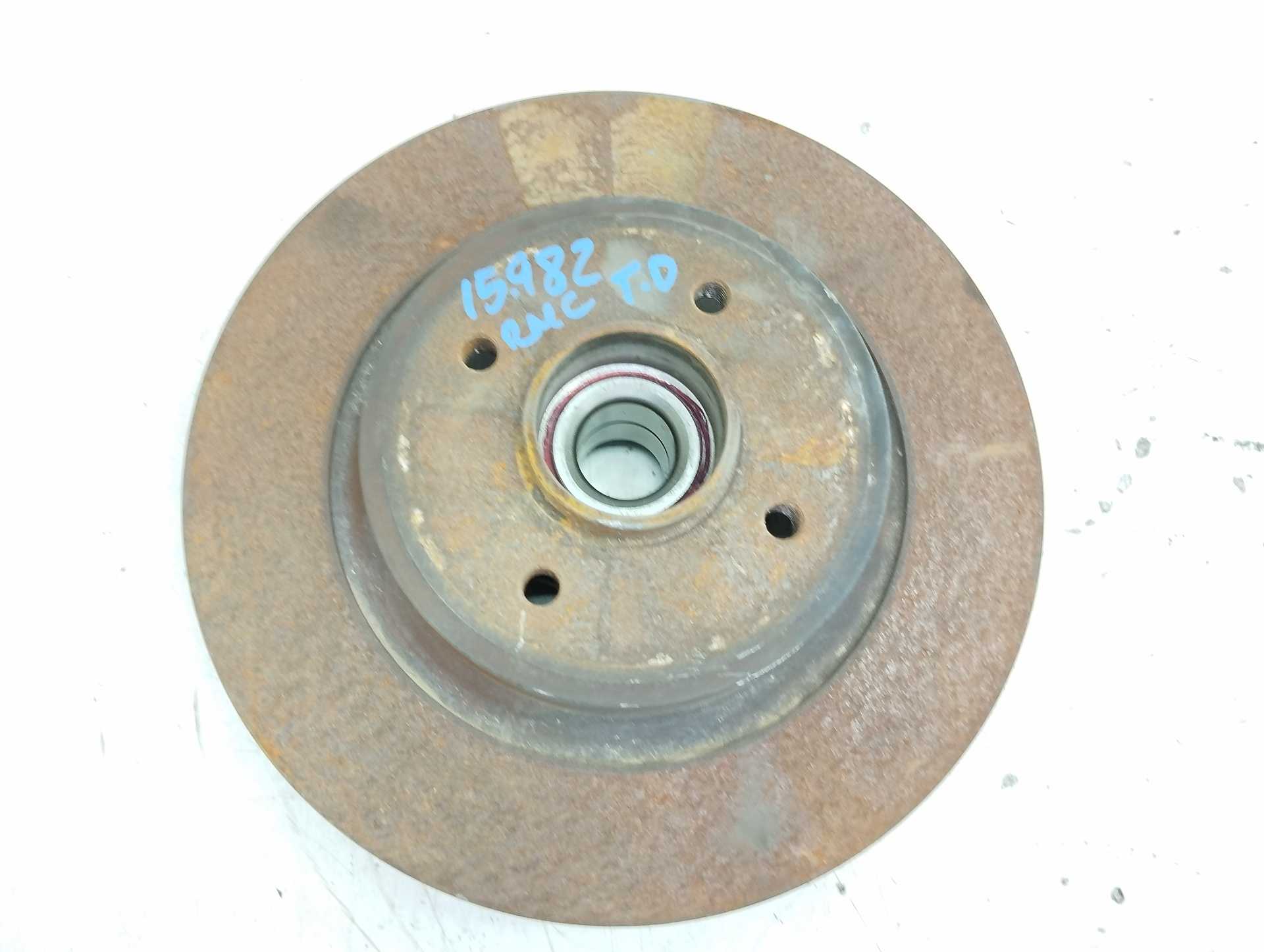 Recambio de buje trasero derecho para renault scenic ii authentique referencia OEM IAM   