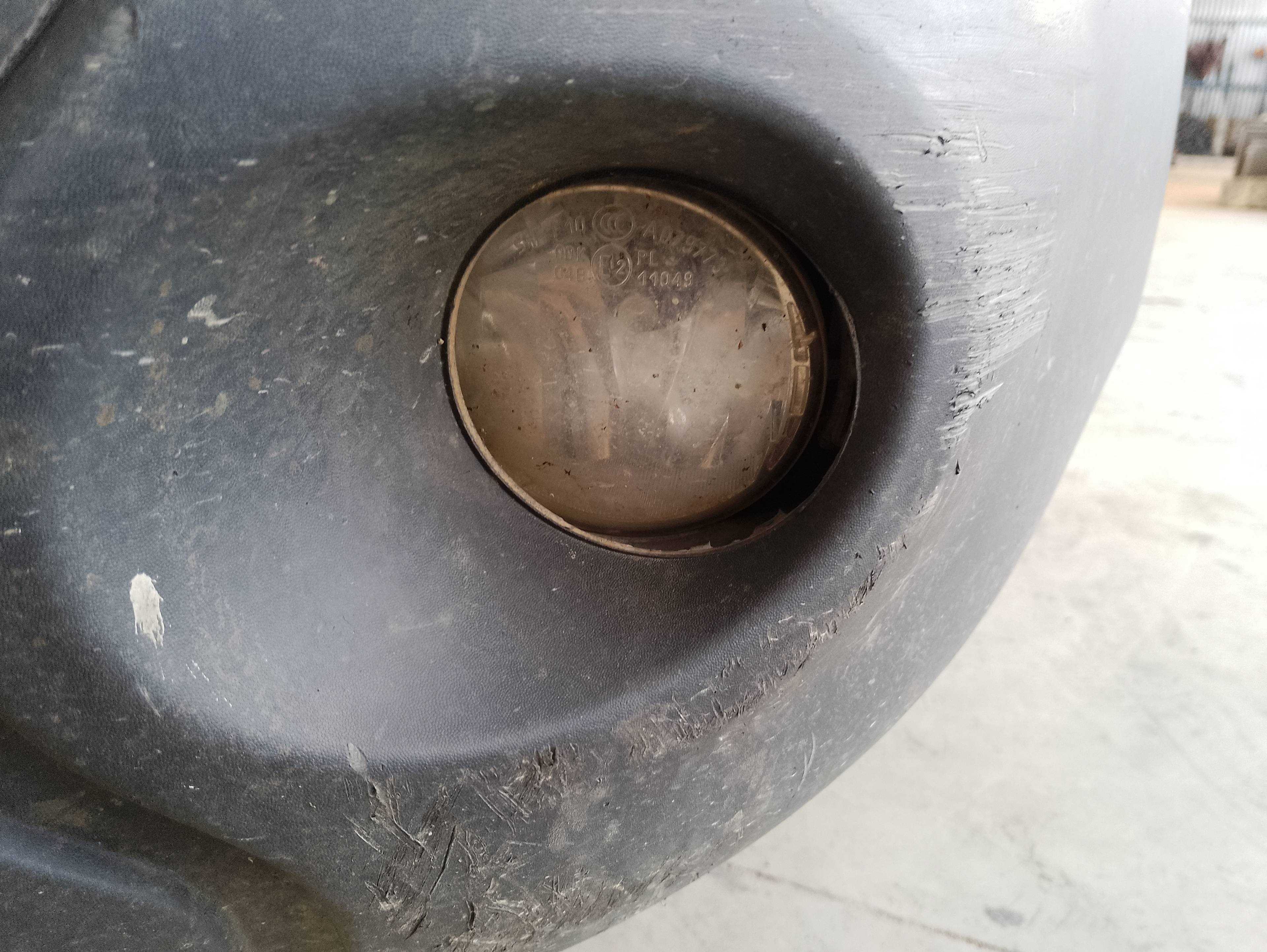 Recambio de faro antiniebla izquierdo para renault kangoo profesional referencia OEM IAM   