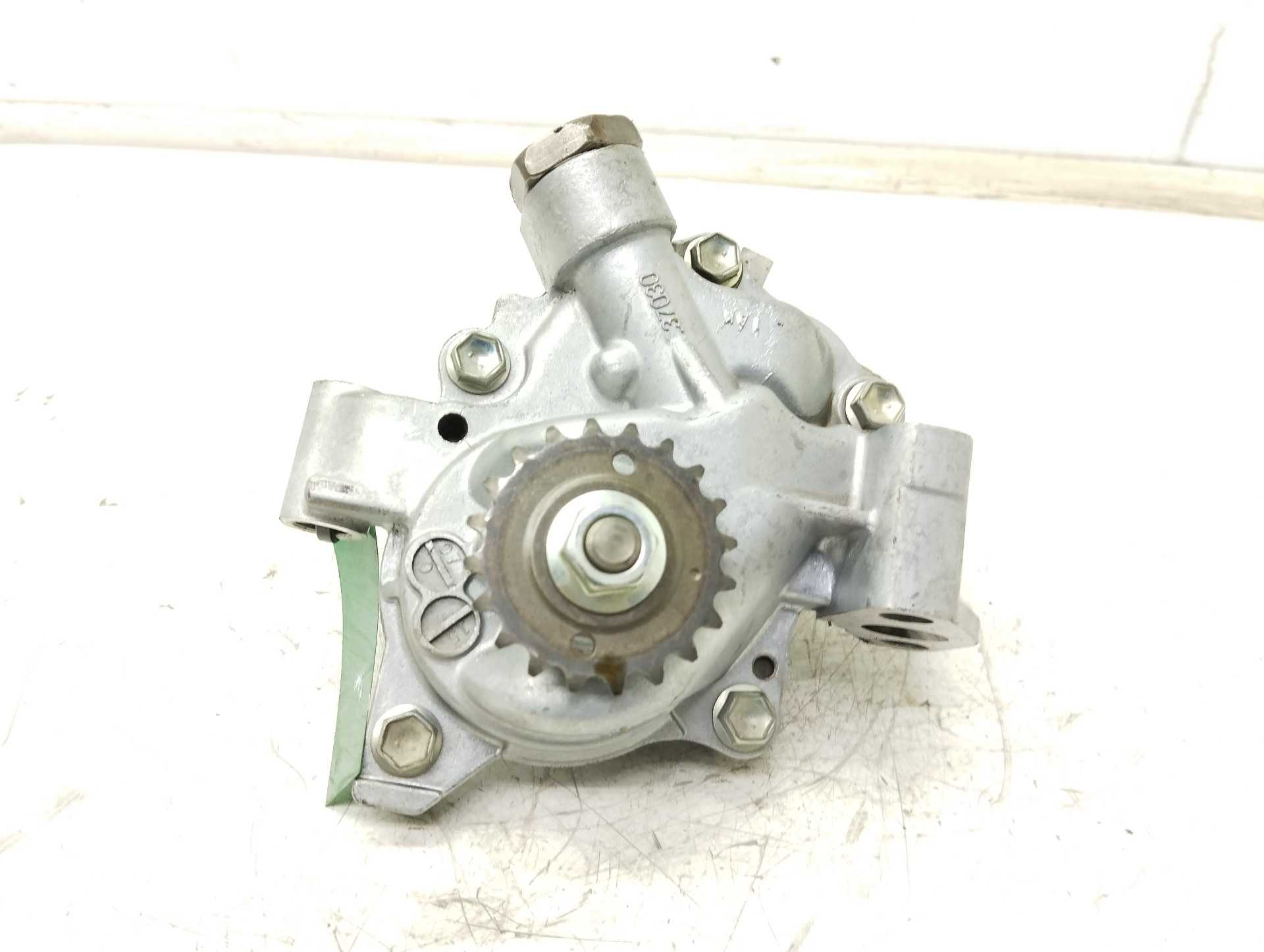 Recambio de bomba aceite para toyota auris 1.6 16v cat referencia OEM IAM 1510037020 151000T030 1510037030