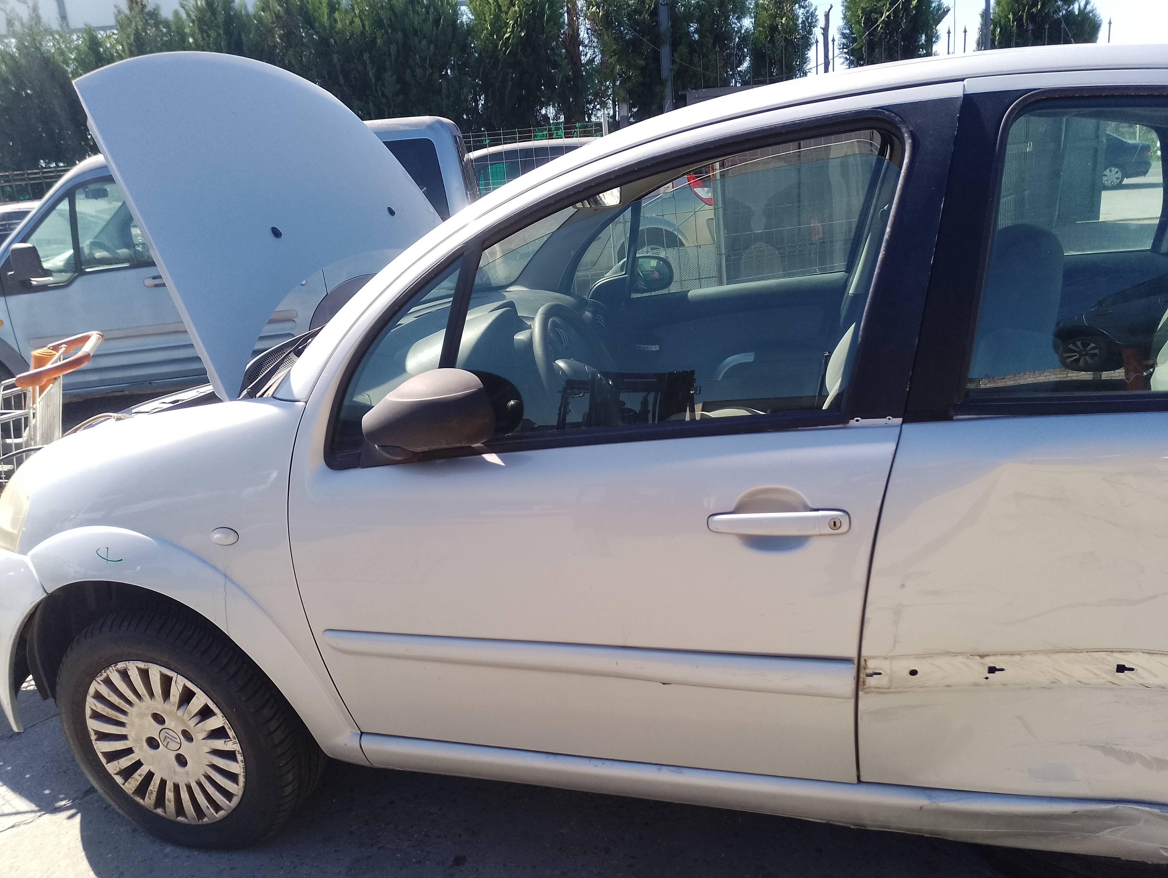 Recambio de puerta delantera izquierda para citroën c3 1.4 hdi audace referencia OEM IAM   