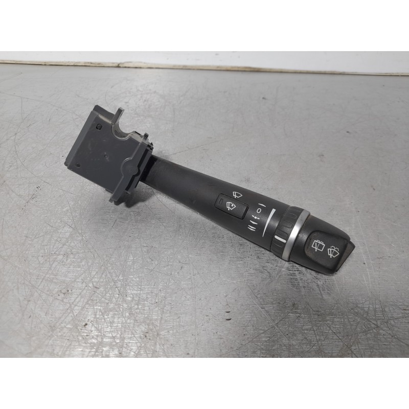 Recambio de mando limpia para volvo xc70 2.4 diesel cat referencia OEM IAM 30739218  