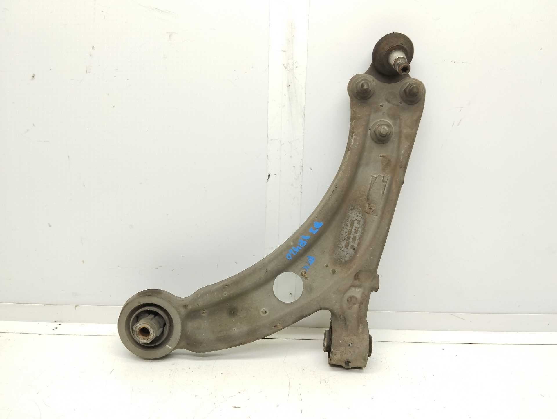 Recambio de brazo suspension inferior delantero izquierdo para peugeot 308 sw access referencia OEM IAM 9828881380  