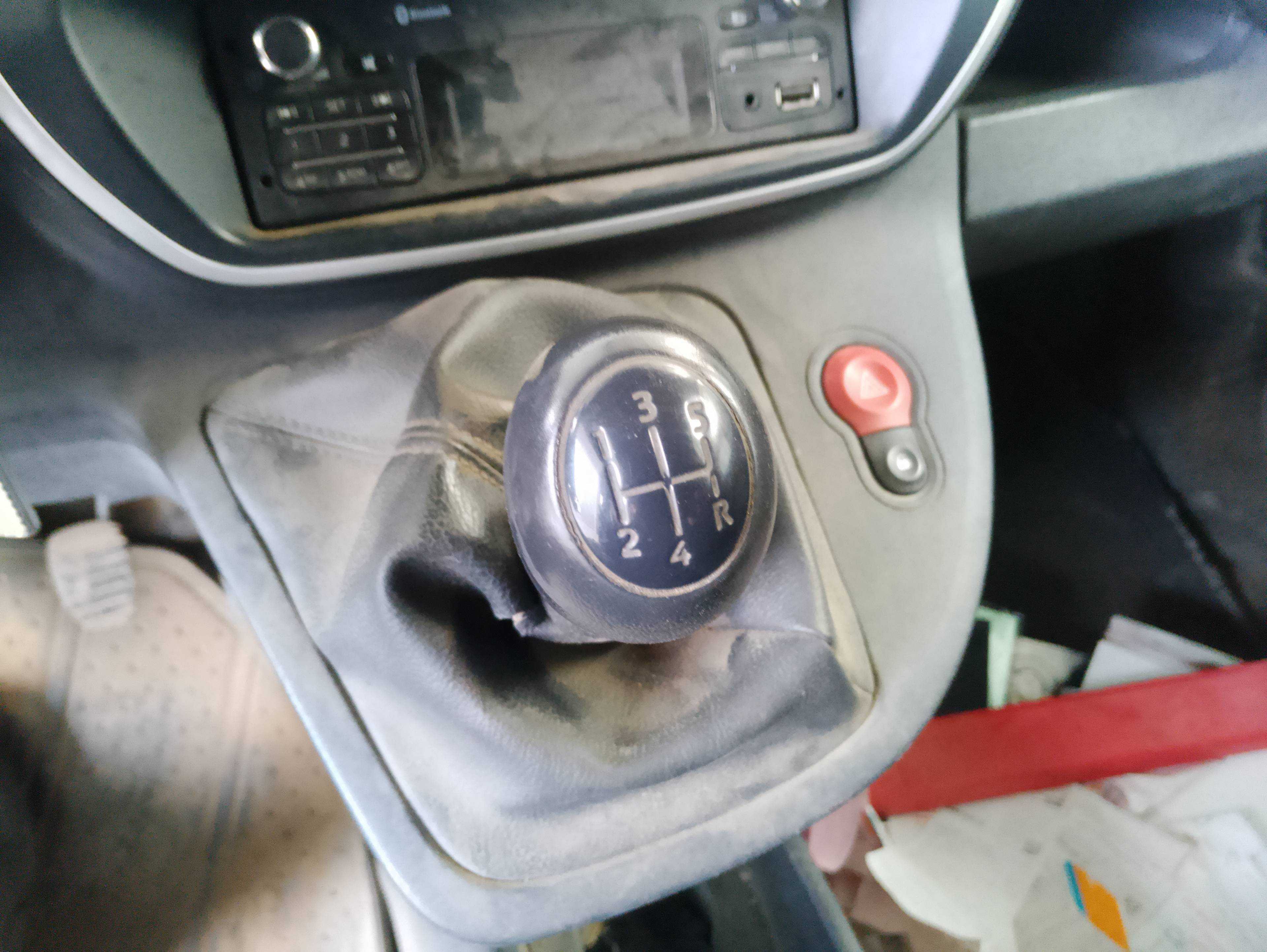 Recambio de palanca cambio para renault kangoo profesional referencia OEM IAM   