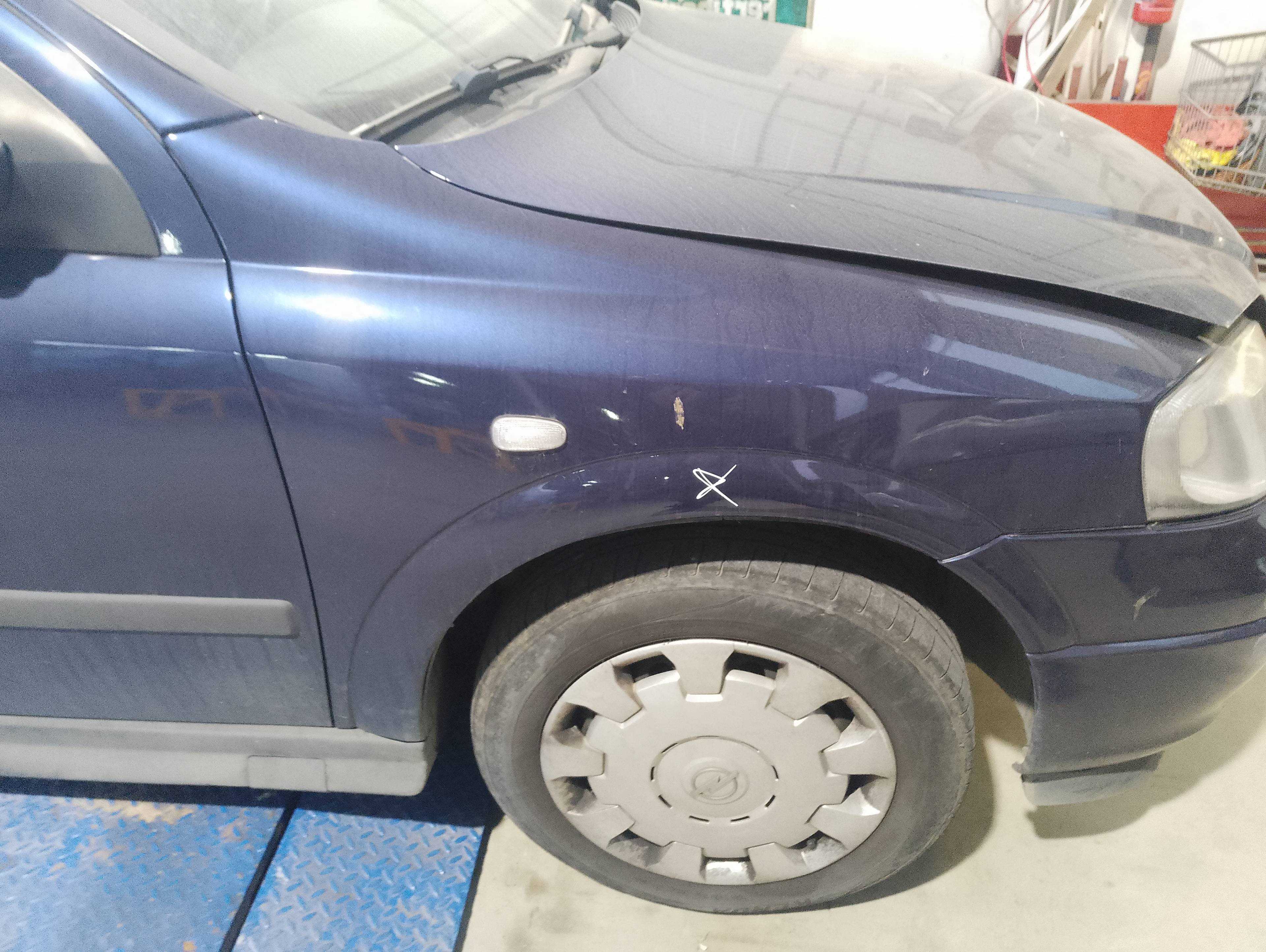 Recambio de aleta delantera derecha para opel astra g berlina club referencia OEM IAM   