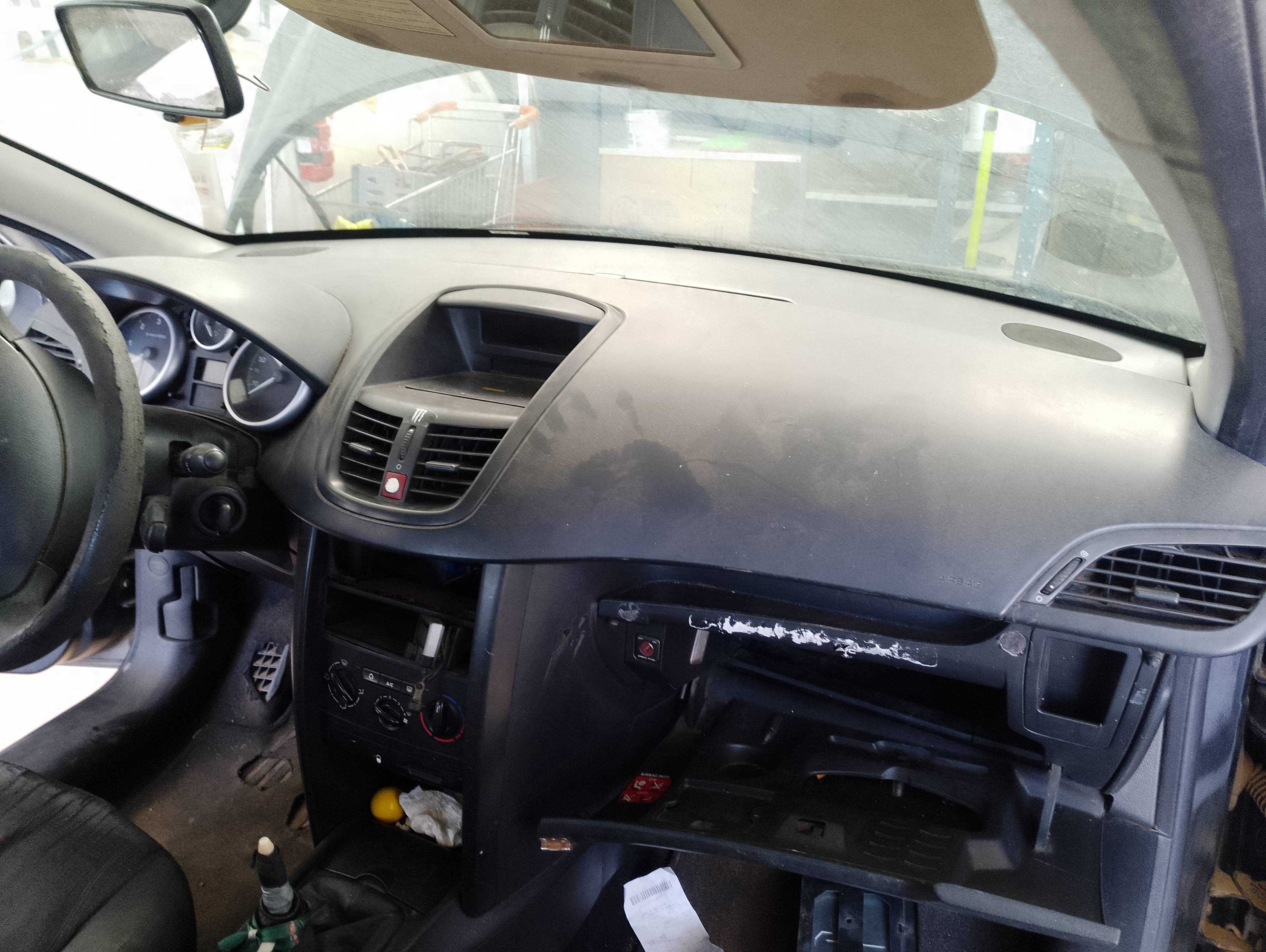 Recambio de salpicadero para peugeot 207 urban referencia OEM IAM   