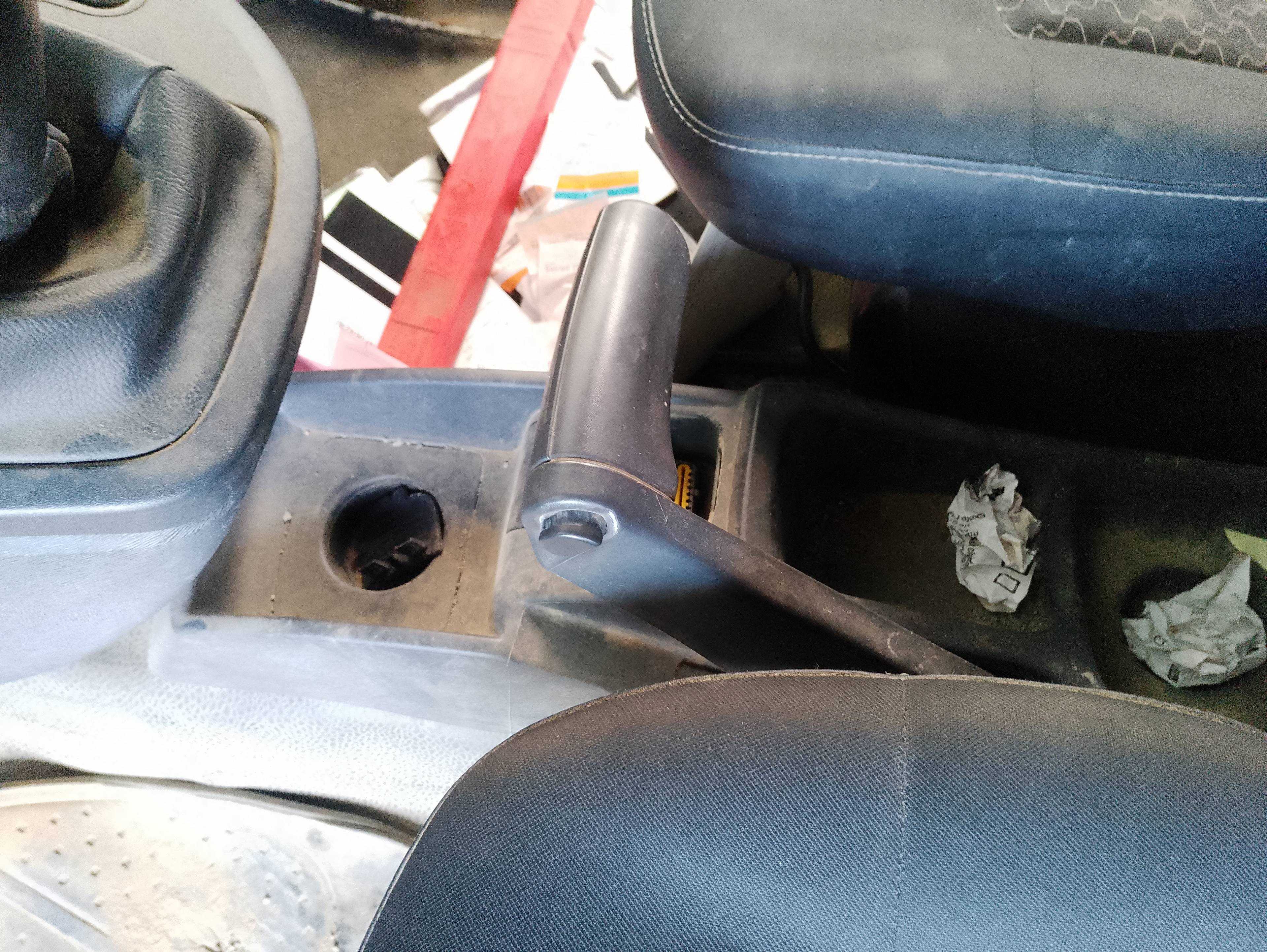 Recambio de palanca freno para renault kangoo profesional referencia OEM IAM   