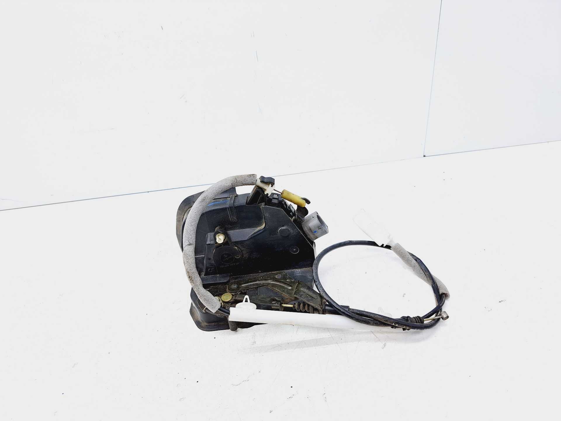 Recambio de cerradura puerta delantera derecha para bmw serie 3 berlina (e46) 320d referencia OEM IAM   