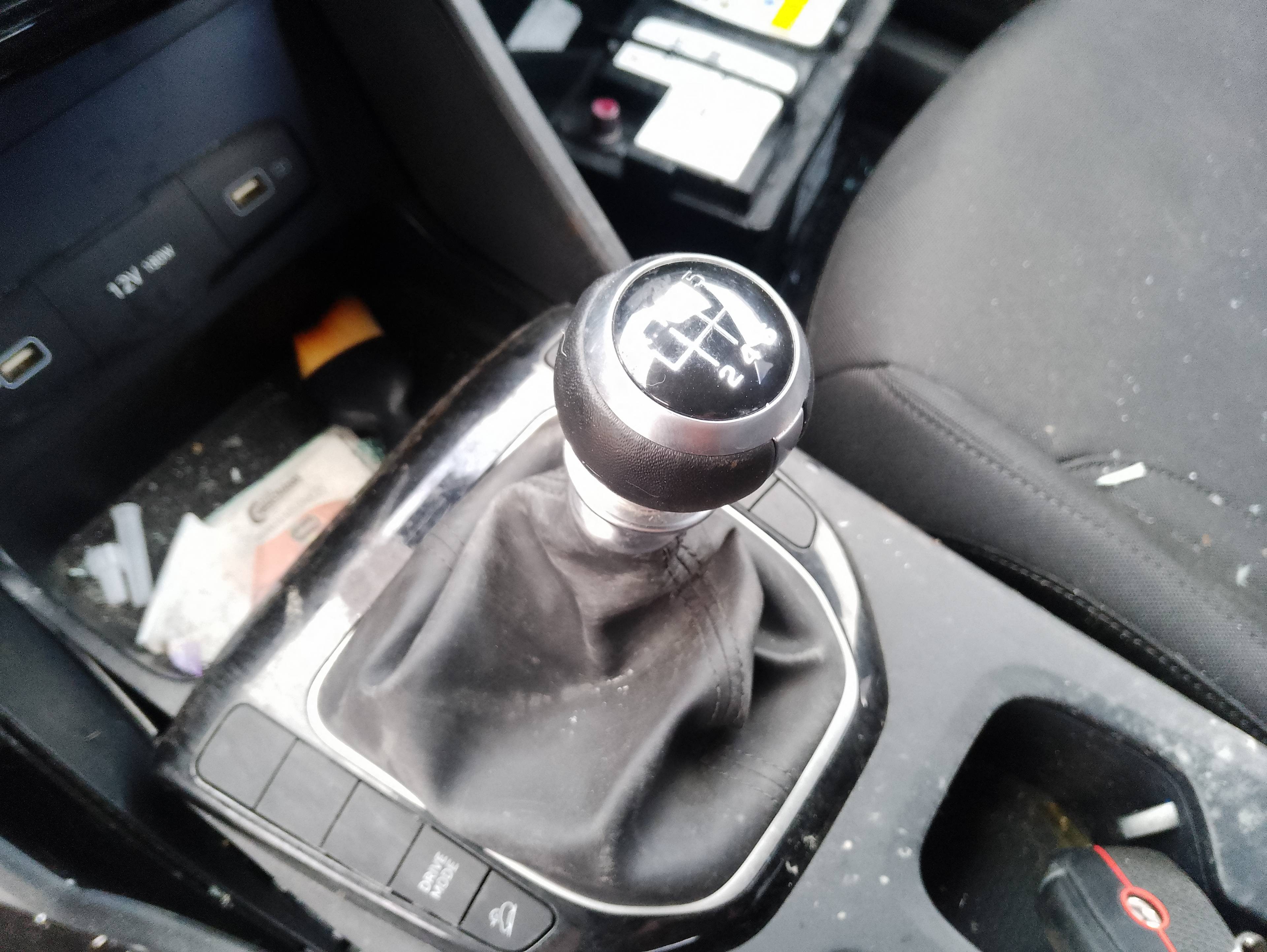 Recambio de palanca cambio para hyundai tucson (nx) klass 2wd referencia OEM IAM   