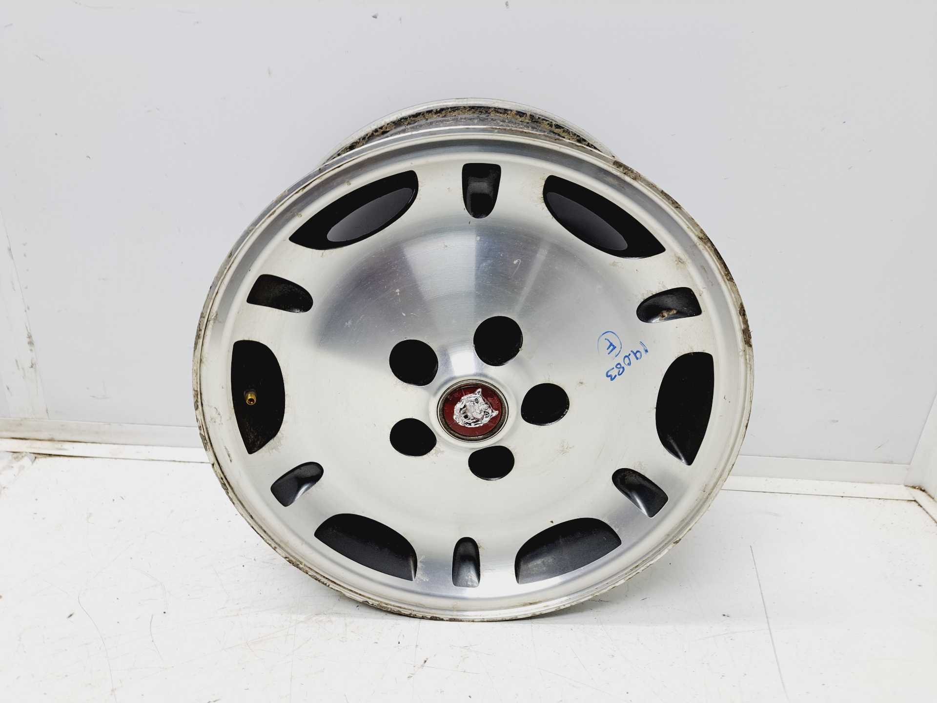 Recambio de llanta para jaguar xj6/12 3.2 xj sport referencia OEM IAM  R16 