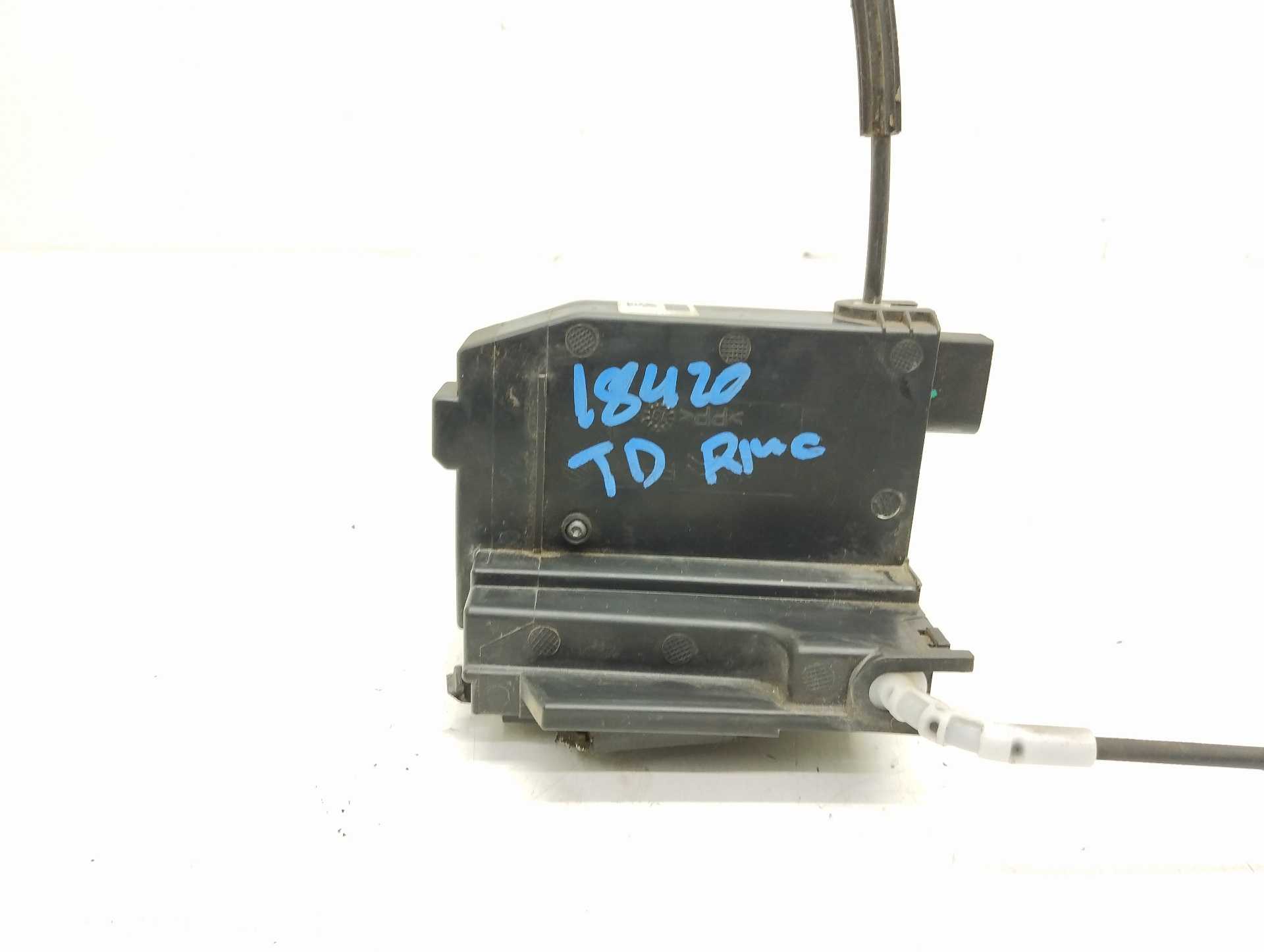 Recambio de cerradura puerta trasera derecha para peugeot 308 sw access referencia OEM IAM 9826110980  