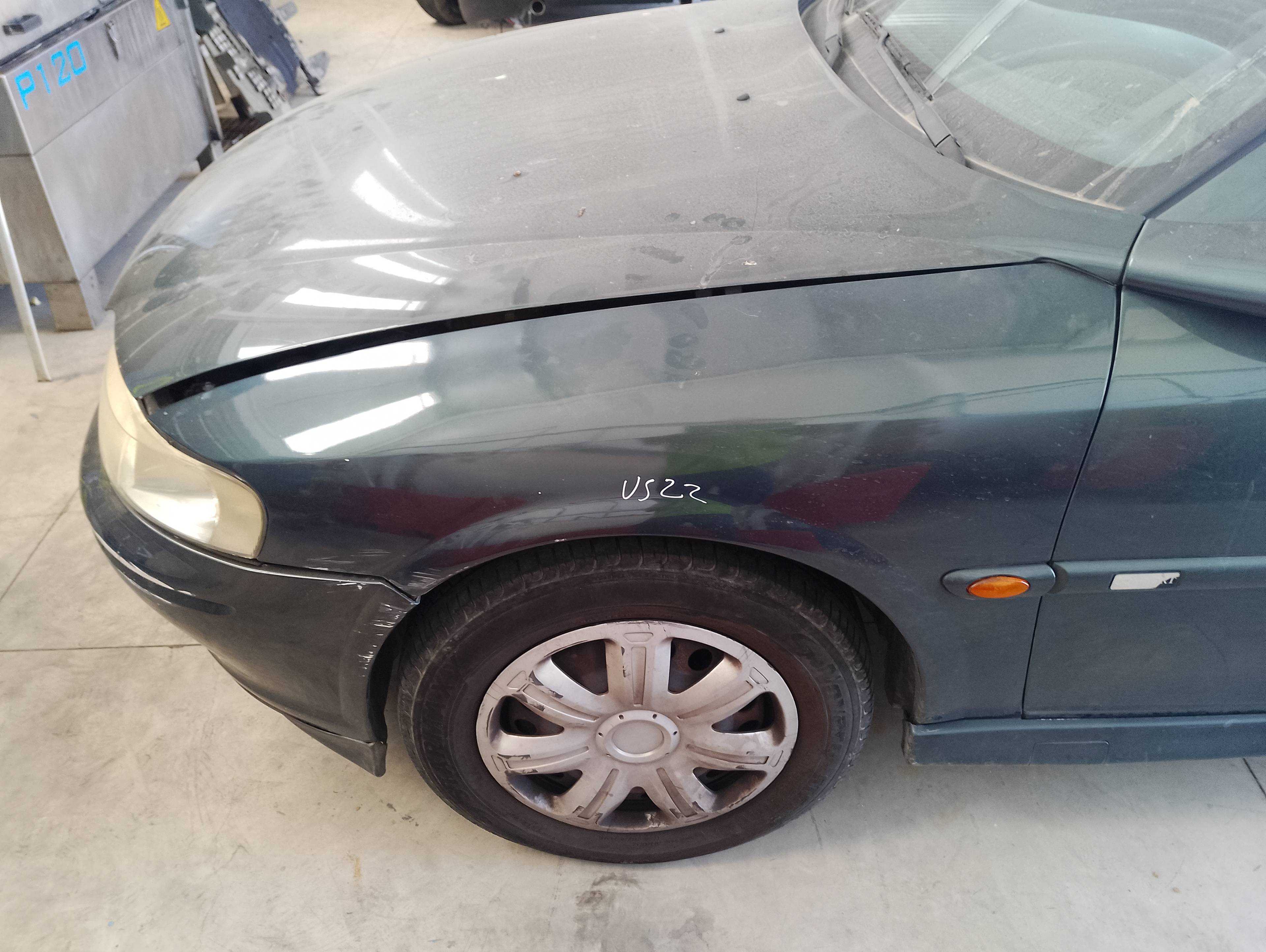 Recambio de aleta delantera izquierda para opel vectra b berlina básico referencia OEM IAM   