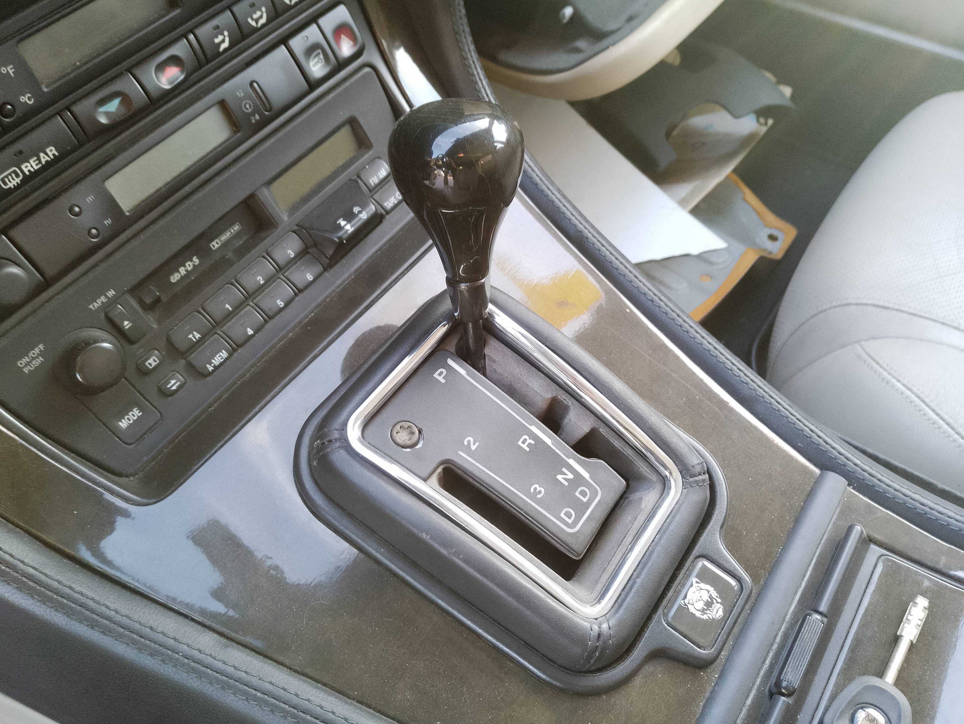 Recambio de palanca cambio para jaguar xj6/12 3.2 xj sport referencia OEM IAM   