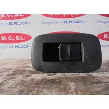 MANDO ELEVALUNAS TRASERO DERECHO 