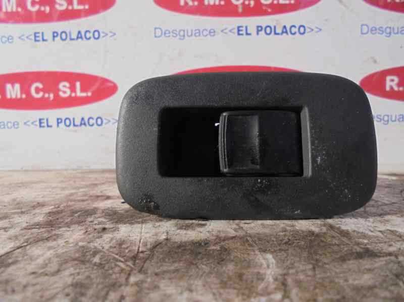 Recambio de mando elevalunas trasero derecho para toyota auris 1.4 turbodiesel cat referencia OEM IAM   