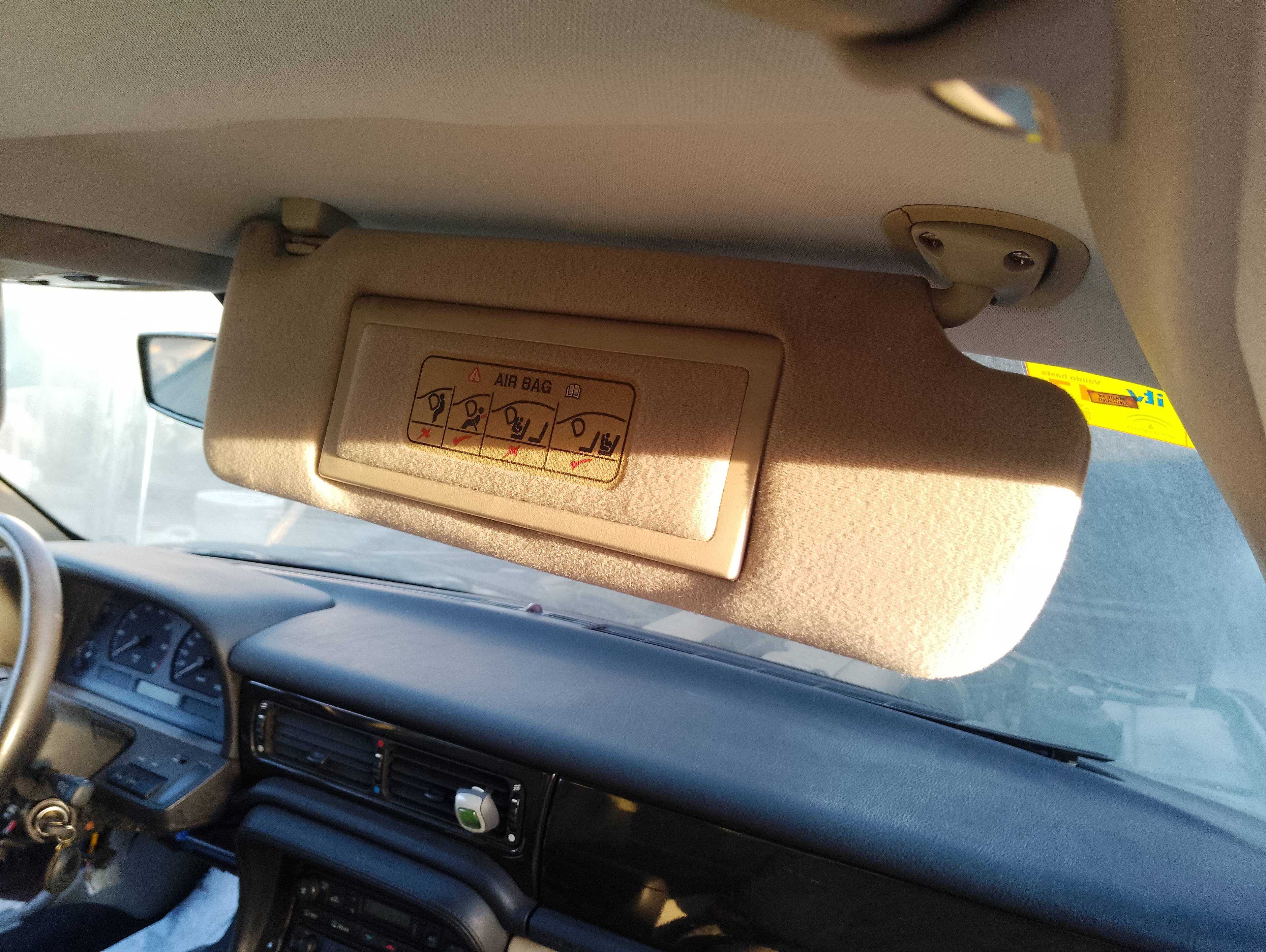Recambio de parasol derecho para jaguar xj6/12 3.2 xj sport referencia OEM IAM   