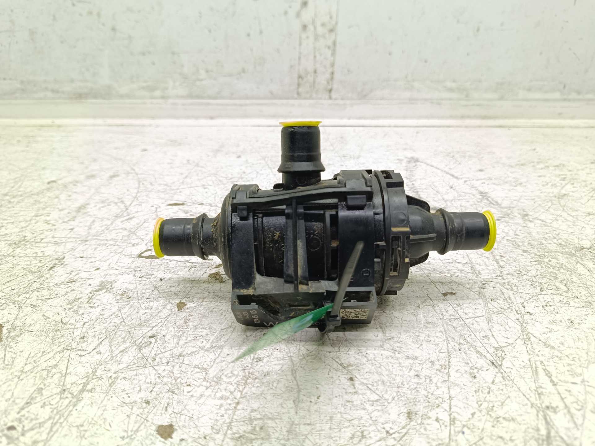 Recambio de bomba agua para nissan qashqai (j11) n-style referencia OEM IAM 212001517R  