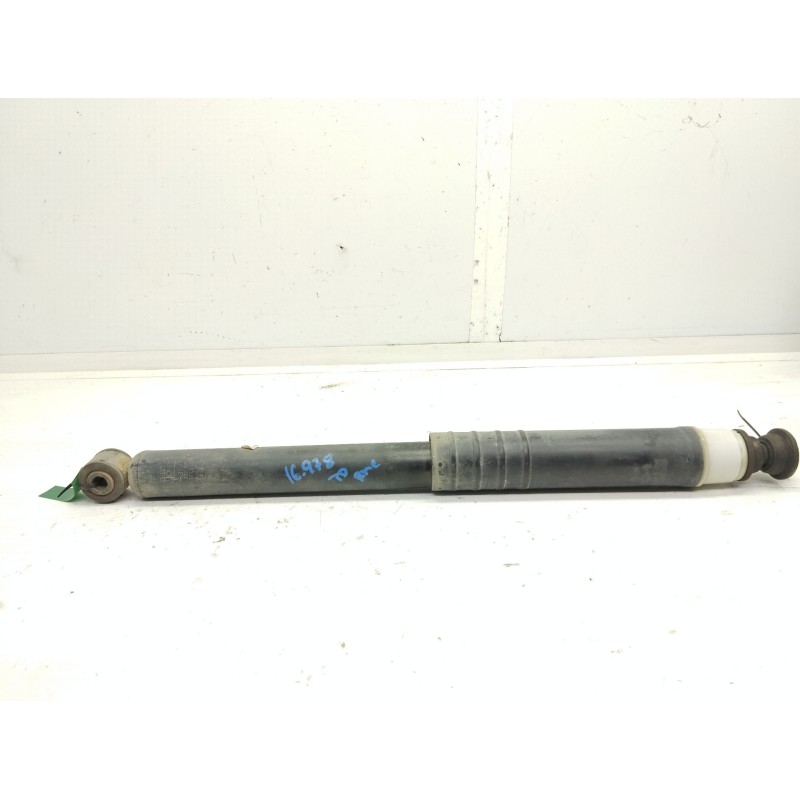 Recambio de amortiguador trasero derecho para renault captur 1.5 dci diesel fap referencia OEM IAM 562107338R  