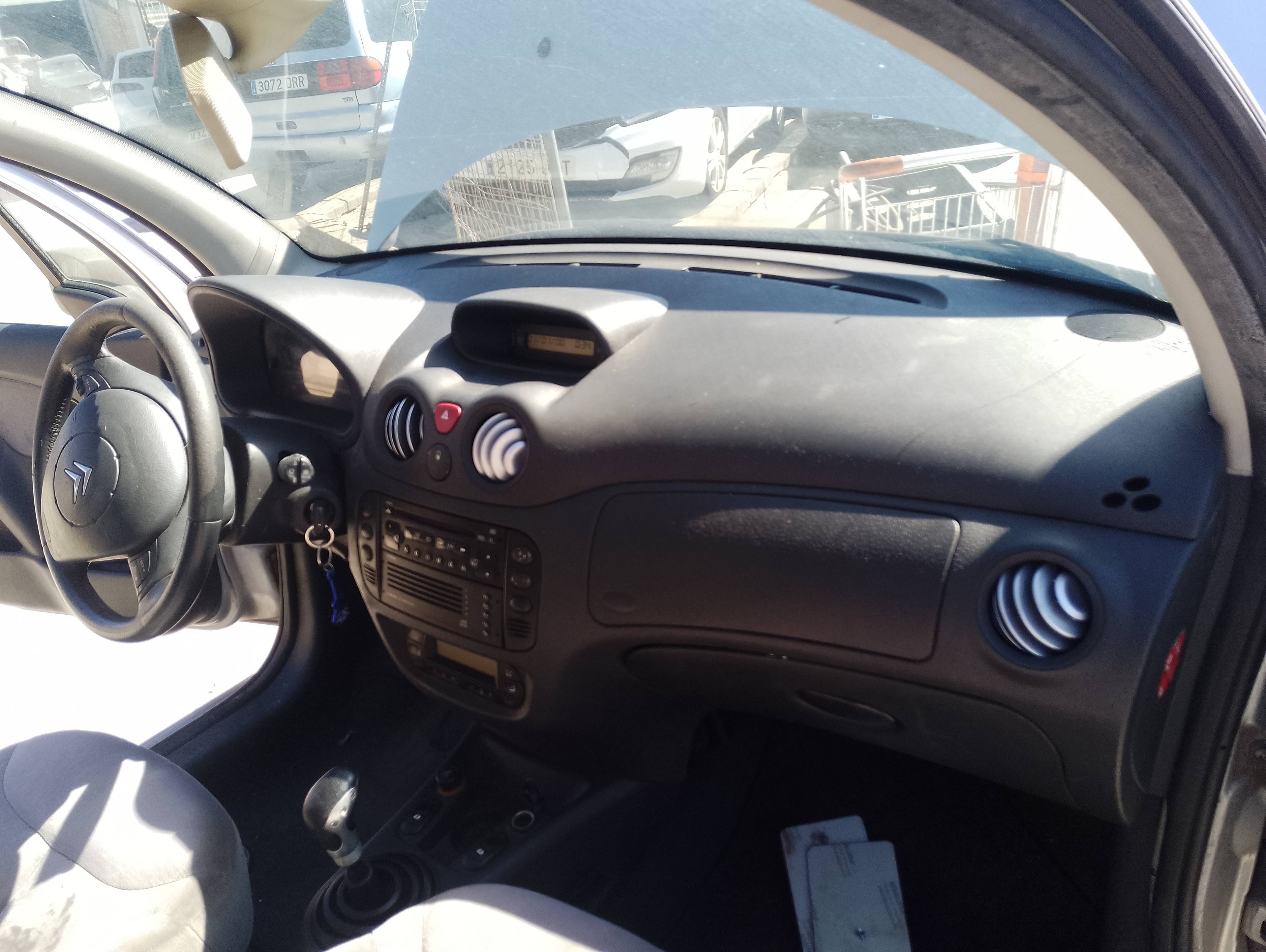 Recambio de salpicadero para citroën c3 1.4 hdi audace referencia OEM IAM   