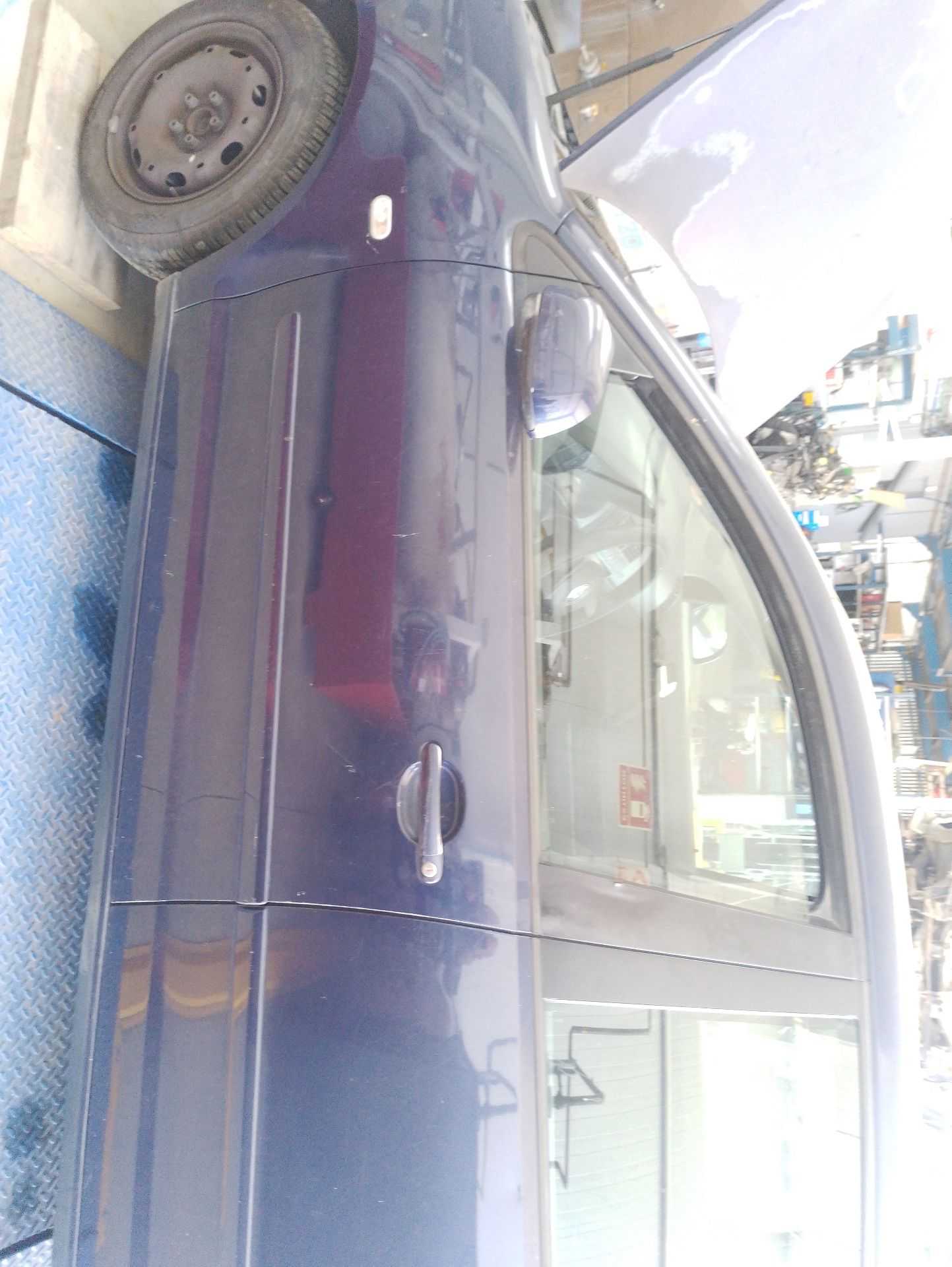 Recambio de puerta delantera izquierda para volkswagen polo iv (9n_, 9a_) 1.4 16v referencia OEM IAM 6Q4831055P  