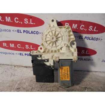 Recambio de motor elevalunas trasero derecho para volkswagen golf iv berlina (1j1) 1.4 16v referencia OEM IAM   OFERTA