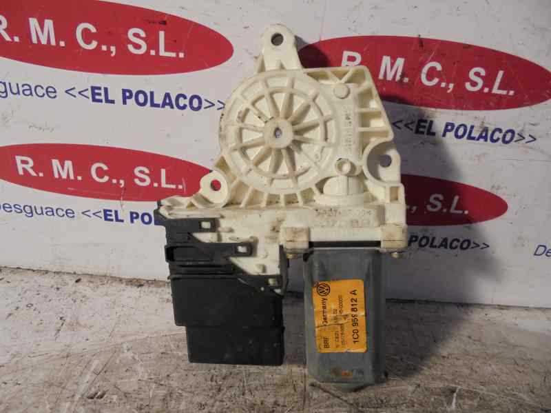 Recambio de motor elevalunas trasero derecho para volkswagen golf iv berlina (1j1) 1.4 16v referencia OEM IAM   OFERTA