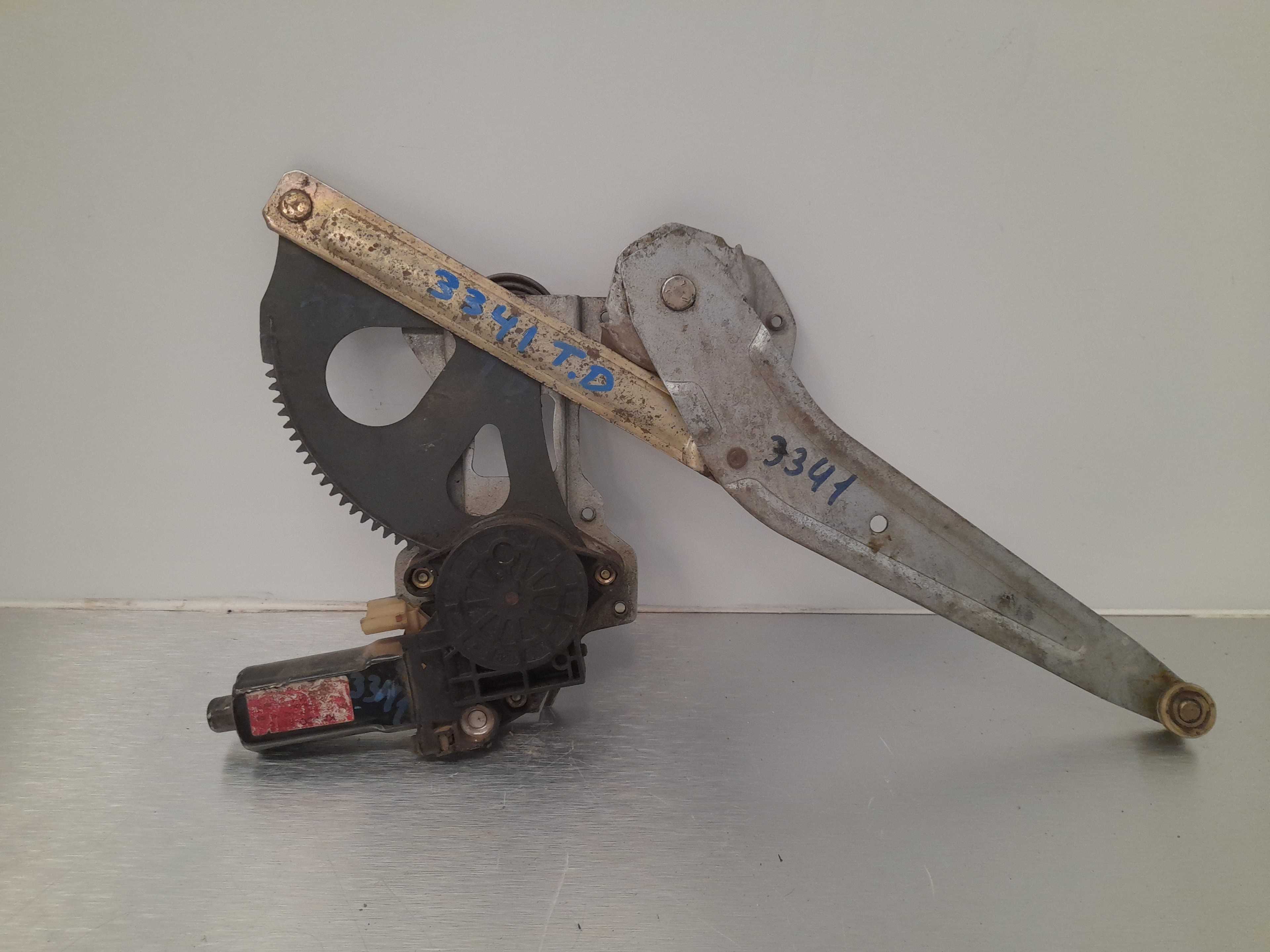 Recambio de elevalunas trasero derecho para mitsubishi galloper (hyundai) 2.5 turbodiesel referencia OEM IAM   