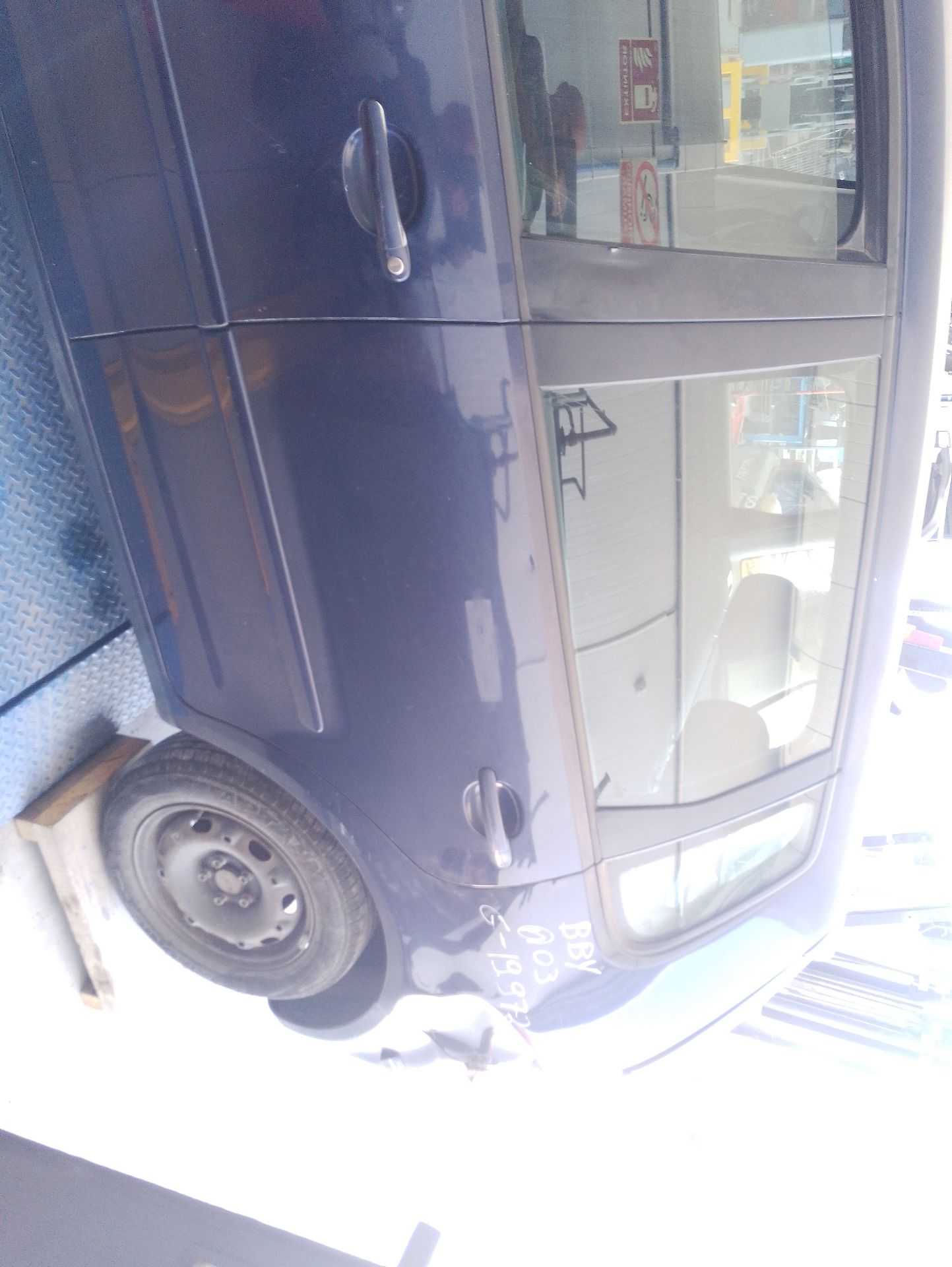 Recambio de puerta trasera izquierda para volkswagen polo iv (9n_, 9a_) 1.4 16v referencia OEM IAM 6Q6833055H  