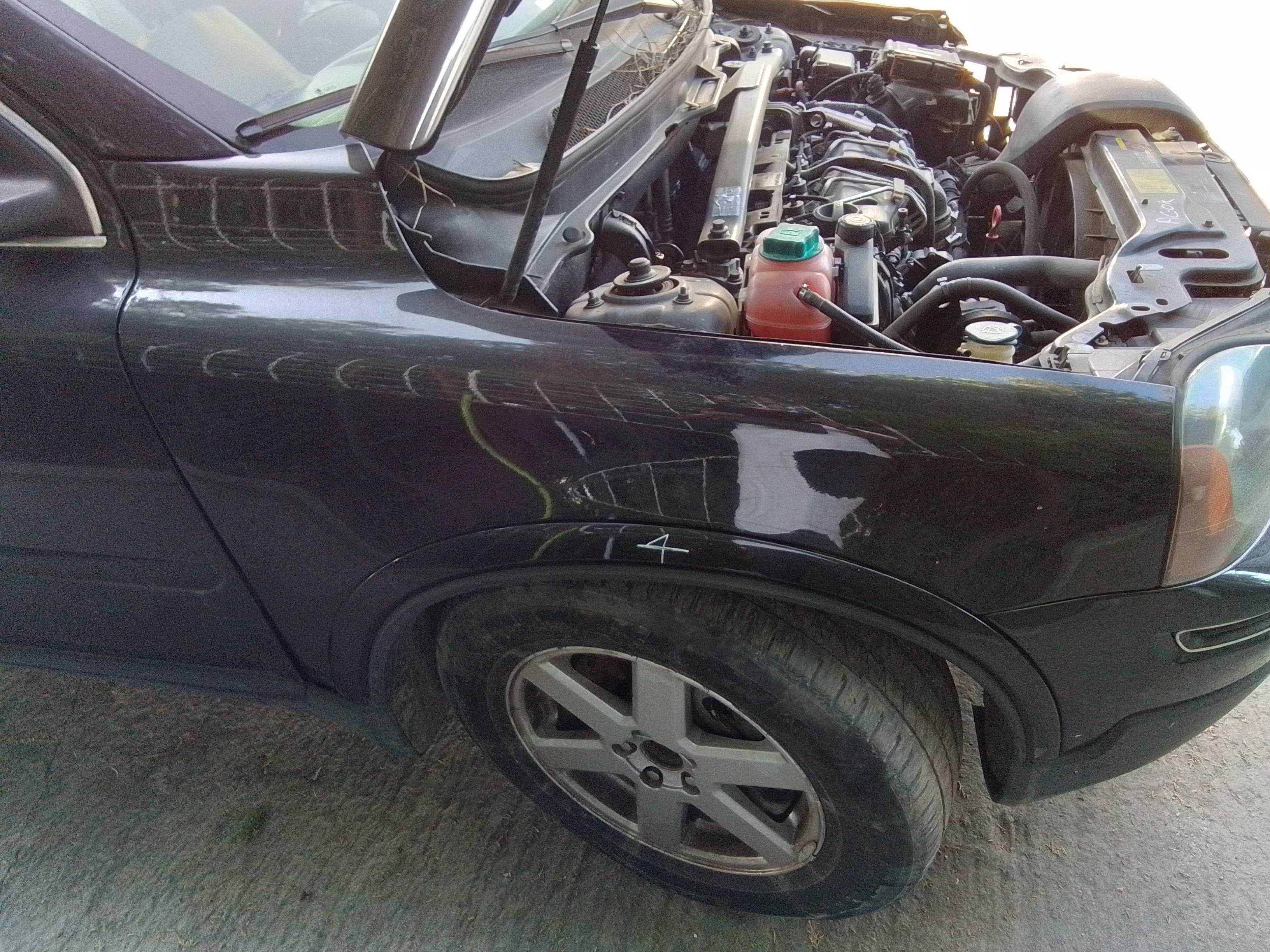 Recambio de aleta delantera derecha para volvo xc90 2.4 diesel cat referencia OEM IAM   