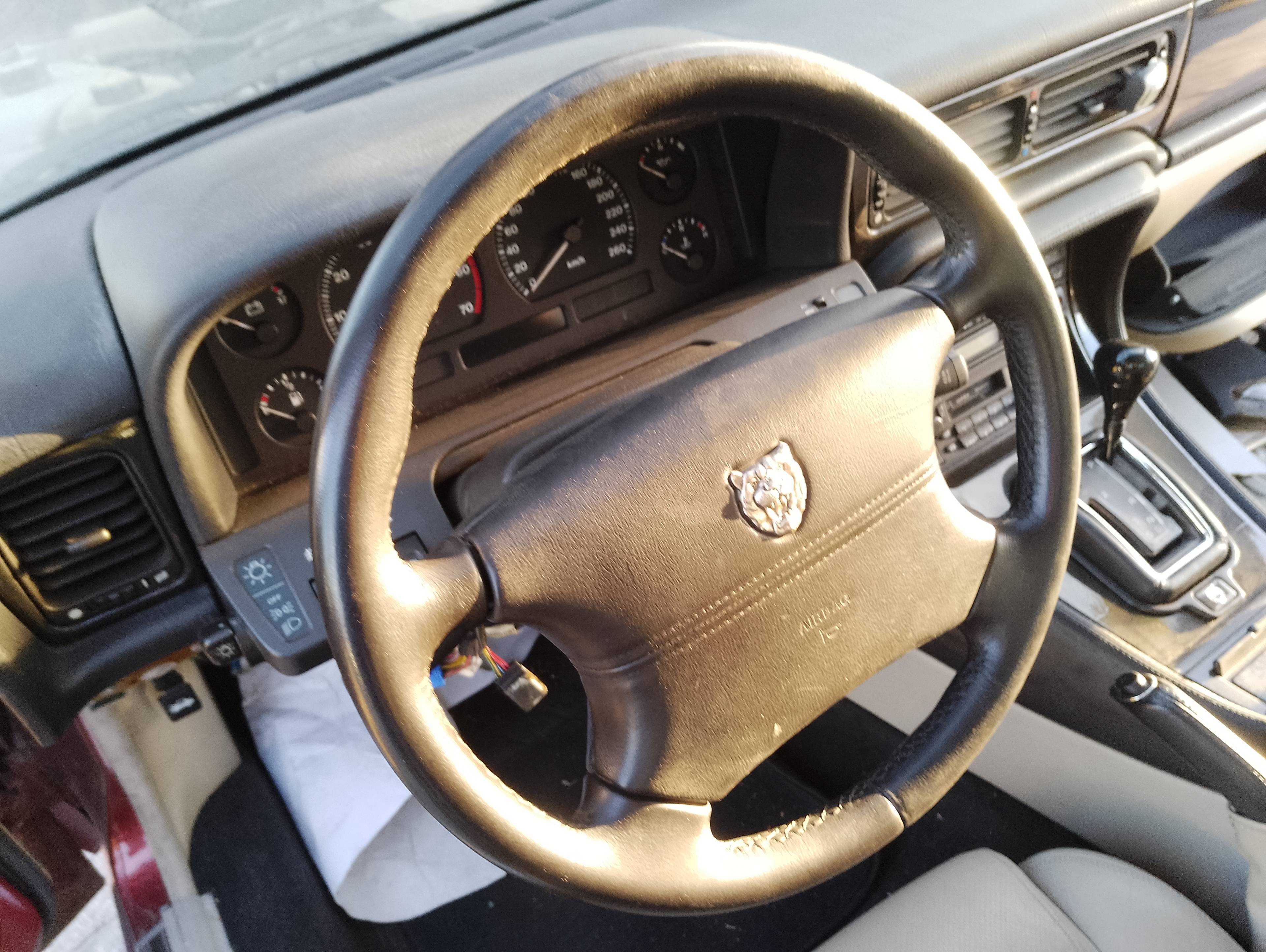Recambio de volante para jaguar xj6/12 3.2 xj sport referencia OEM IAM   