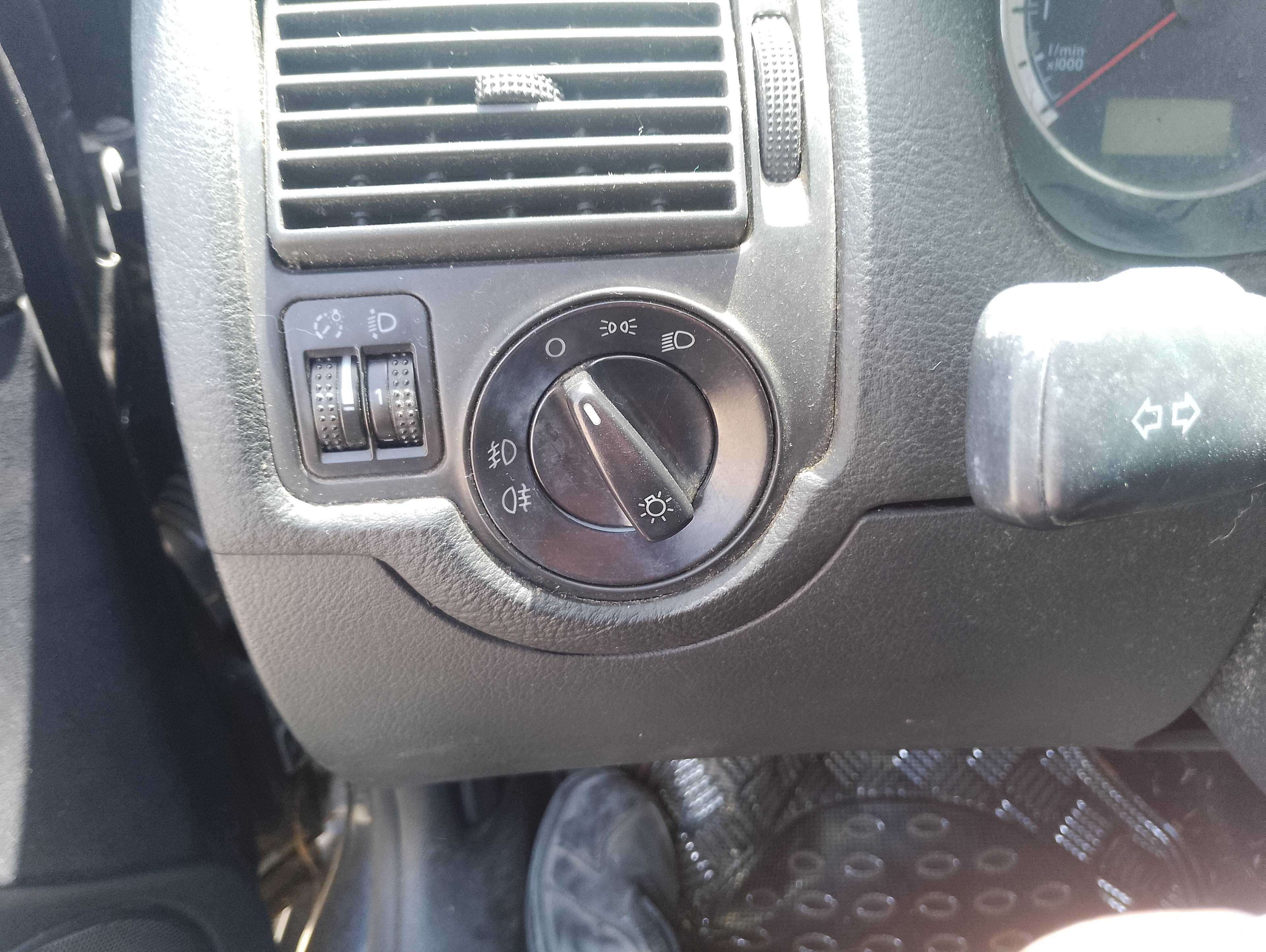 Recambio de mando luces para volkswagen golf iv berlina (1j1) básico referencia OEM IAM   