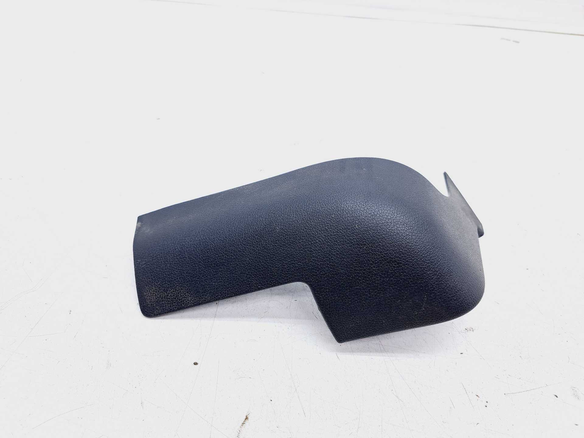 Recambio de moldura para citroën berlingo station wagon sx multispace referencia OEM IAM 9682168477  