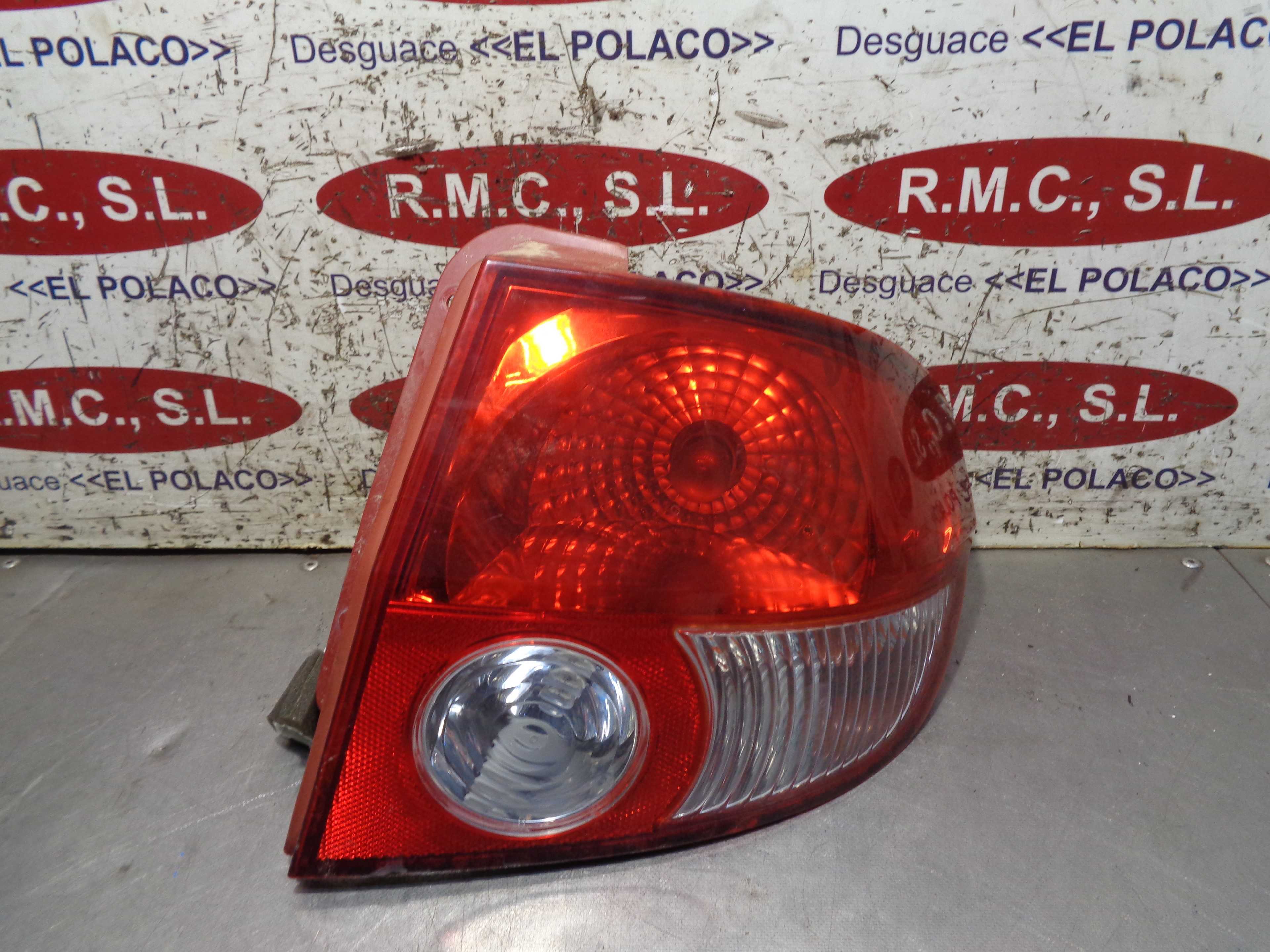 Recambio de piloto trasero derecho para hyundai getz (tb) 1.5 crdi referencia OEM IAM   