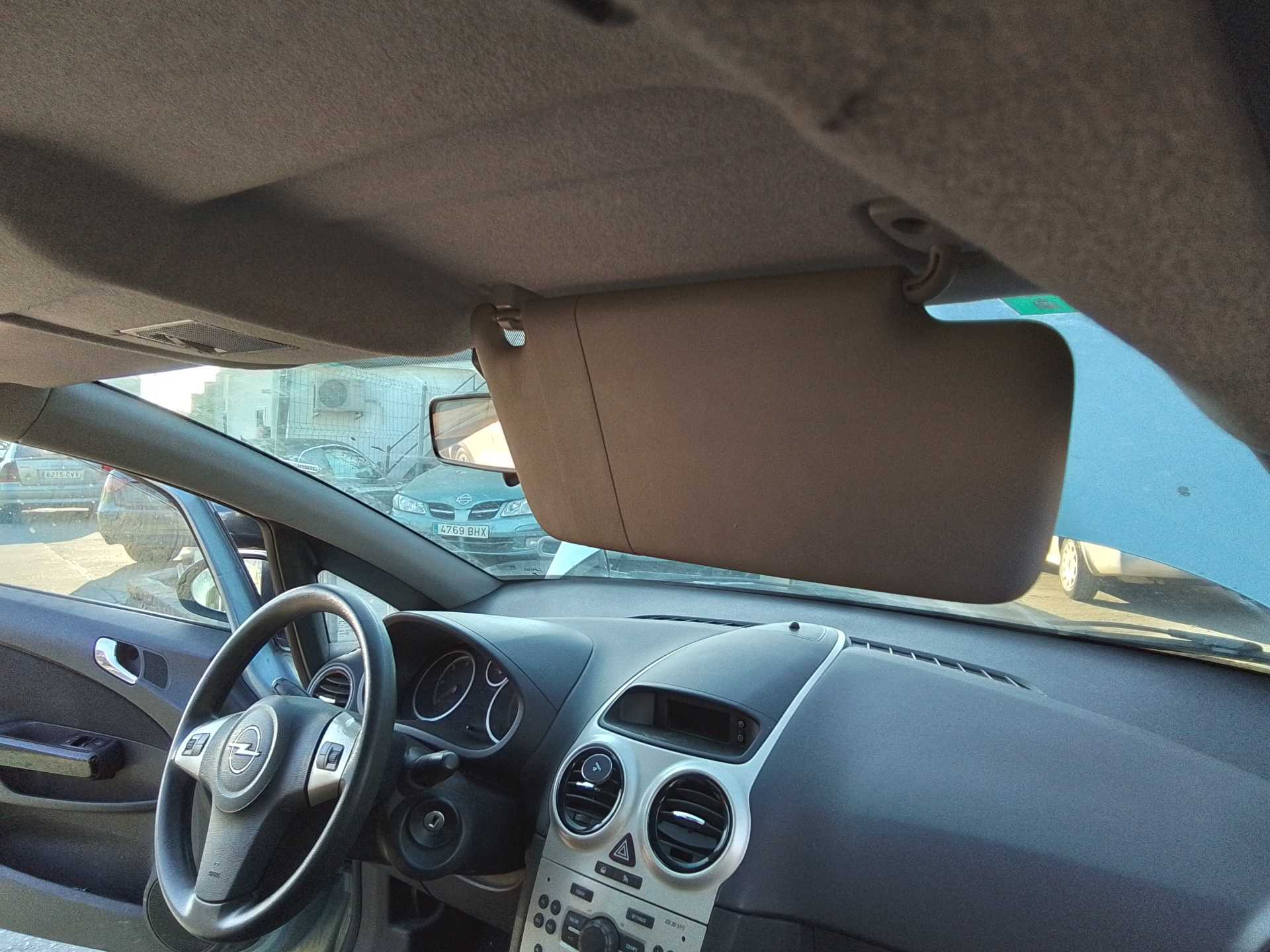 Recambio de parasol derecho para opel corsa d cosmo referencia OEM IAM   