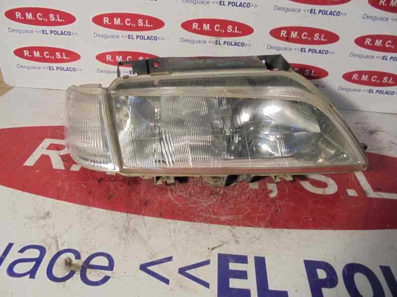 Recambio de faro derecho para citroën xantia berlina 1.9 td seduction referencia OEM IAM 88205034D  OFERTA