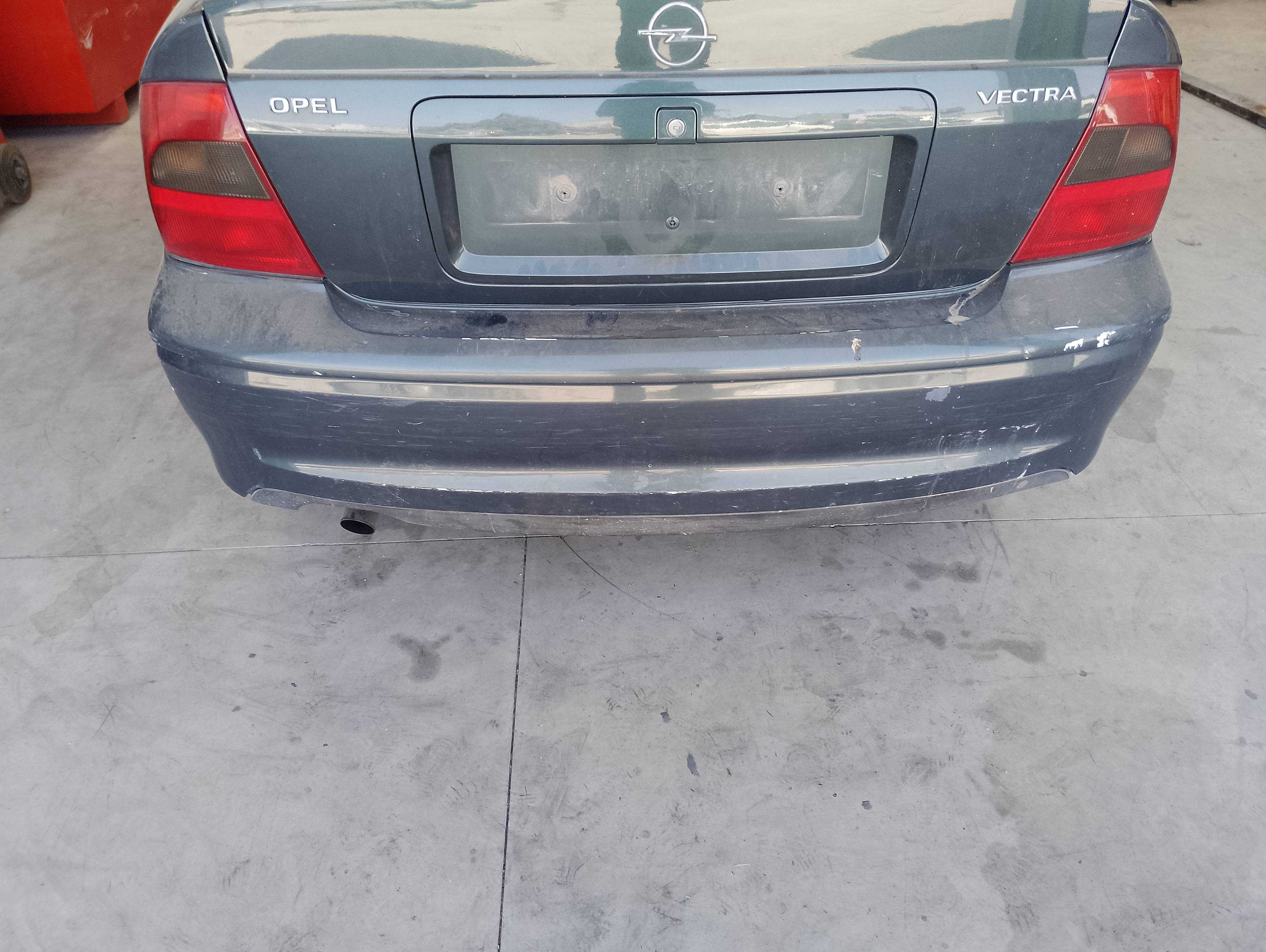 Recambio de paragolpes trasero para opel vectra b berlina básico referencia OEM IAM   