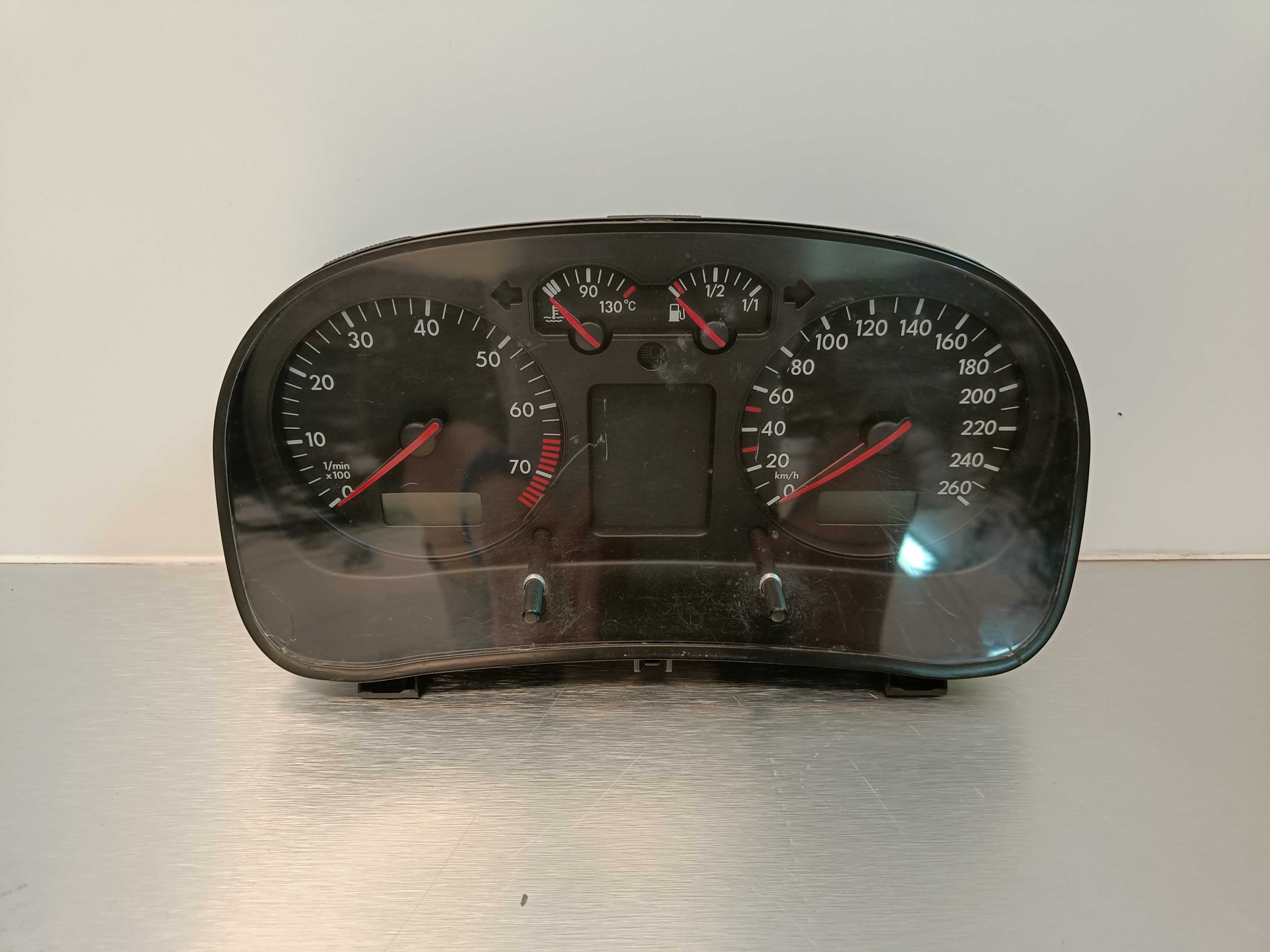 Recambio de cuadro instrumentos para volkswagen golf iv berlina (1j1) básico referencia OEM IAM 1J0920806B  