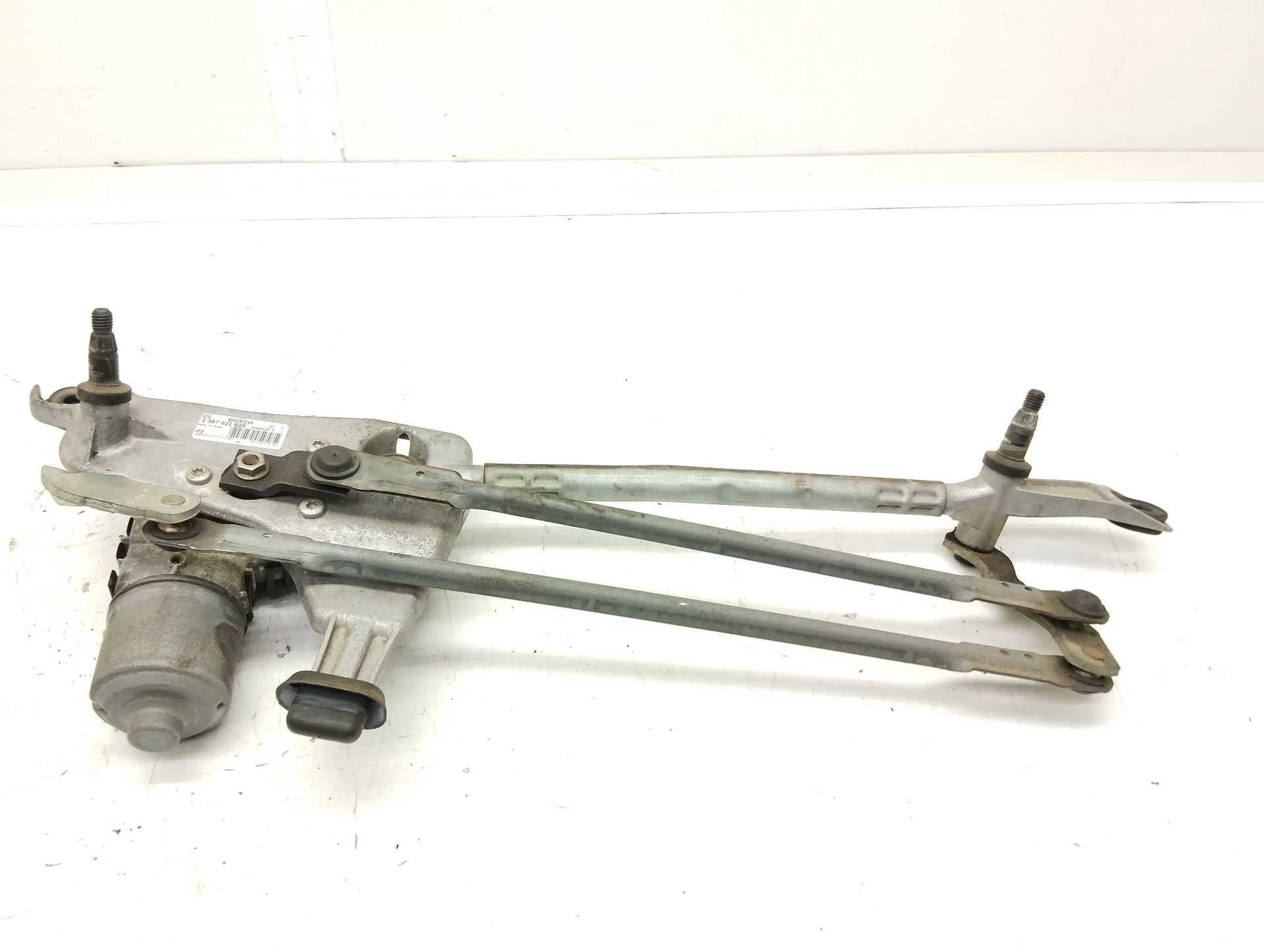 Recambio de motor limpia delantero para peugeot 308 sw access referencia OEM IAM 9810327980 3397021828 BOSCH