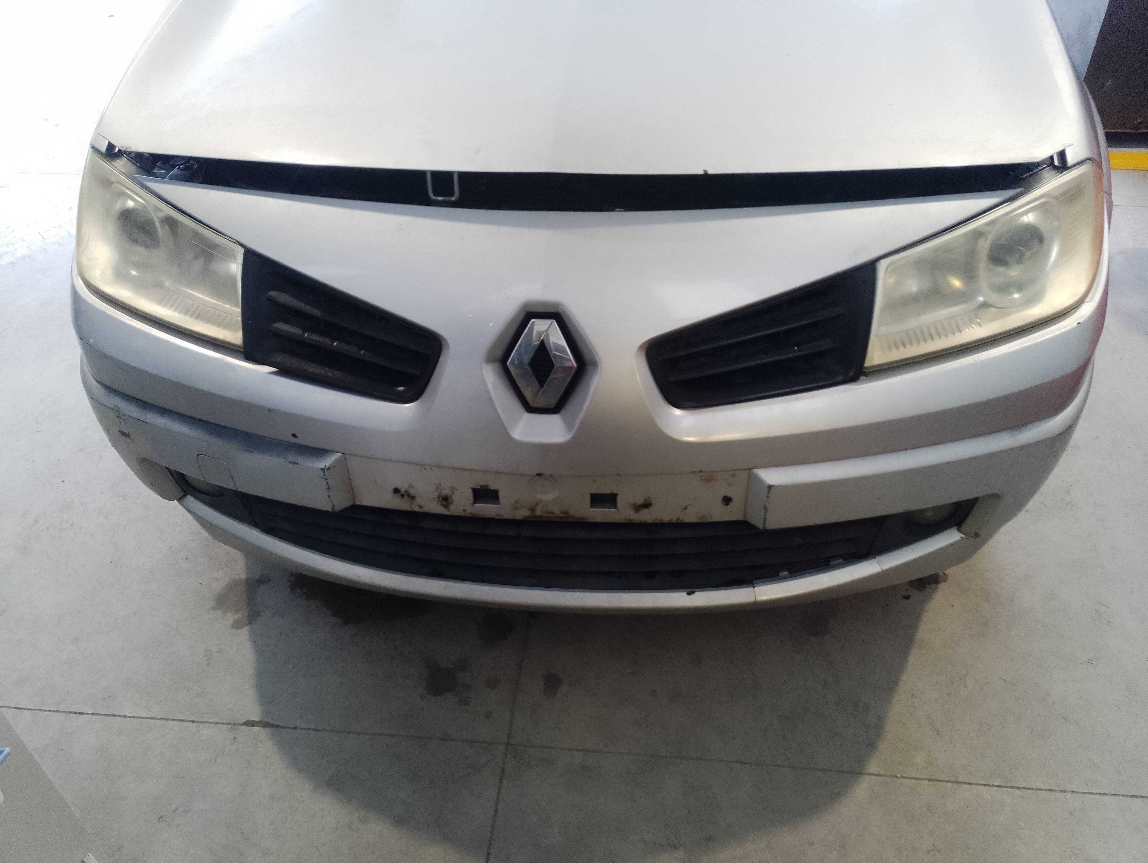 Recambio de paragolpes delantero para renault megane ii classic berlina confort dynamique referencia OEM IAM   