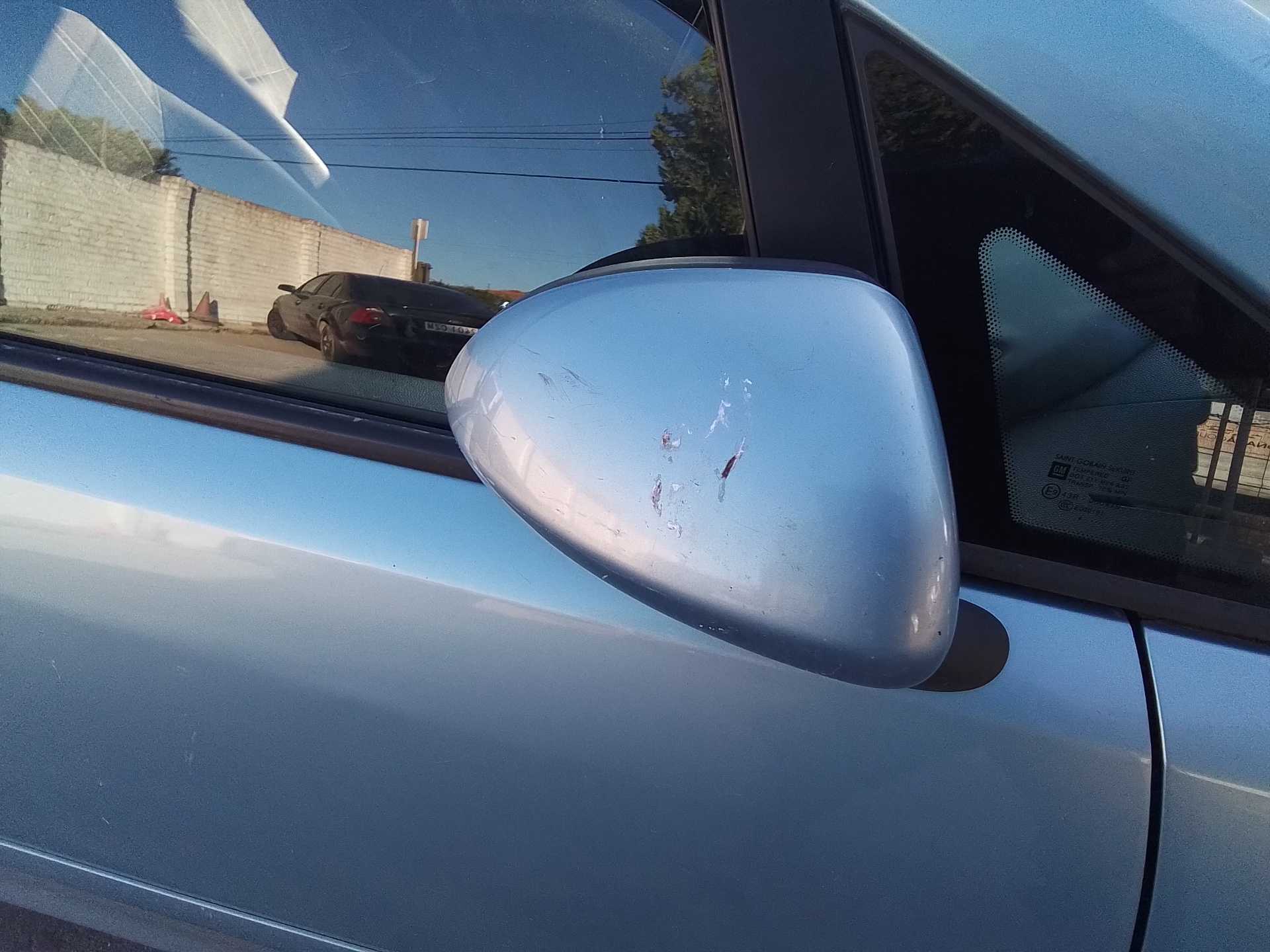 Recambio de retrovisor derecho para opel corsa d cosmo referencia OEM IAM   