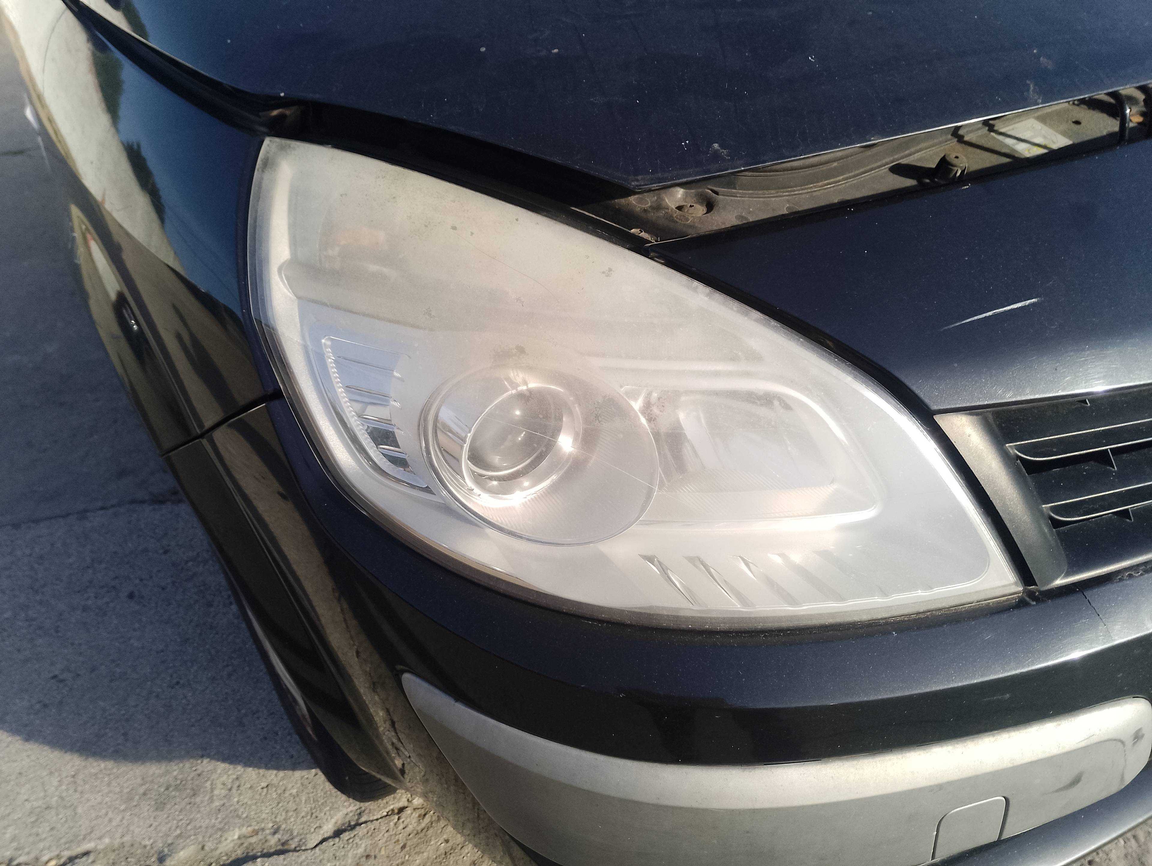 Recambio de faro derecho para renault scenic ii authentique referencia OEM IAM   