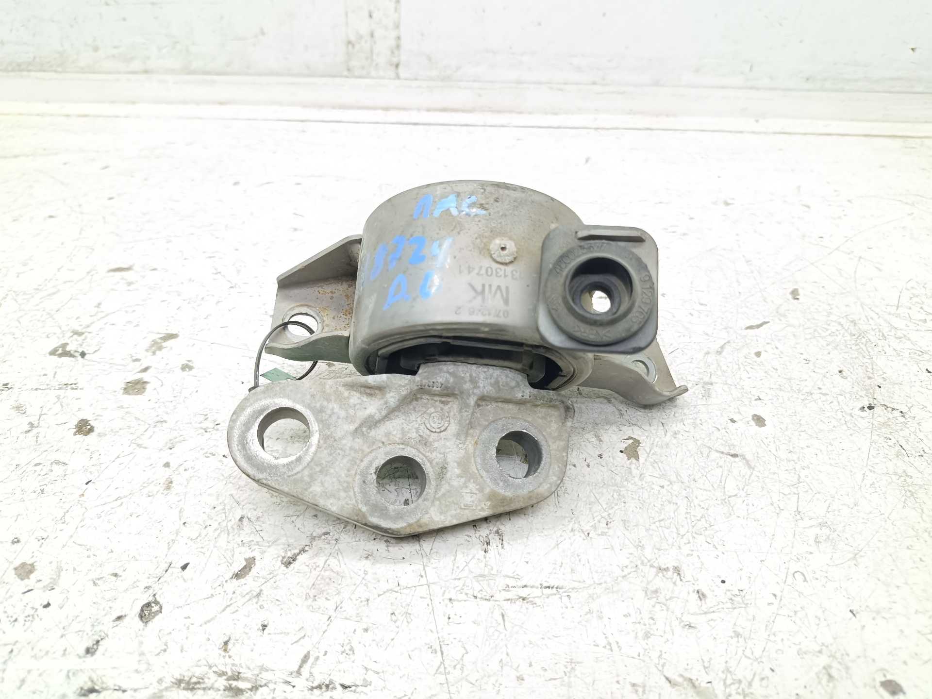 Recambio de soporte motor derecho para opel corsa d cosmo referencia OEM IAM 13130741  