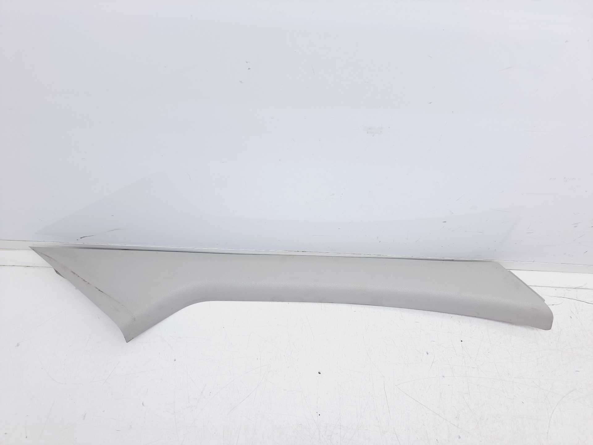 Recambio de moldura interior para citroën berlingo station wagon sx multispace referencia OEM IAM 9681031377  