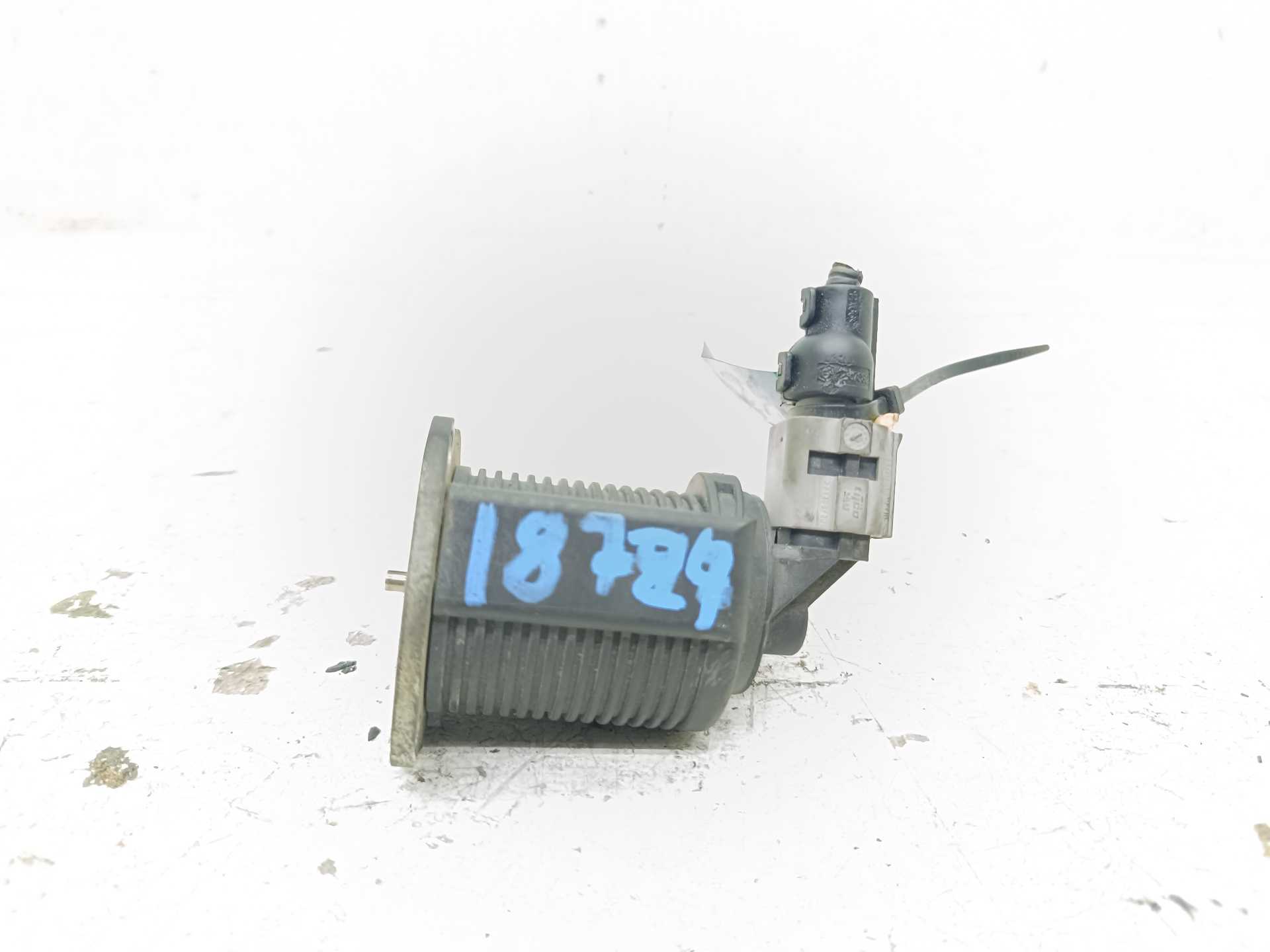 Recambio de valvula egr para opel corsa d cosmo referencia OEM IAM   