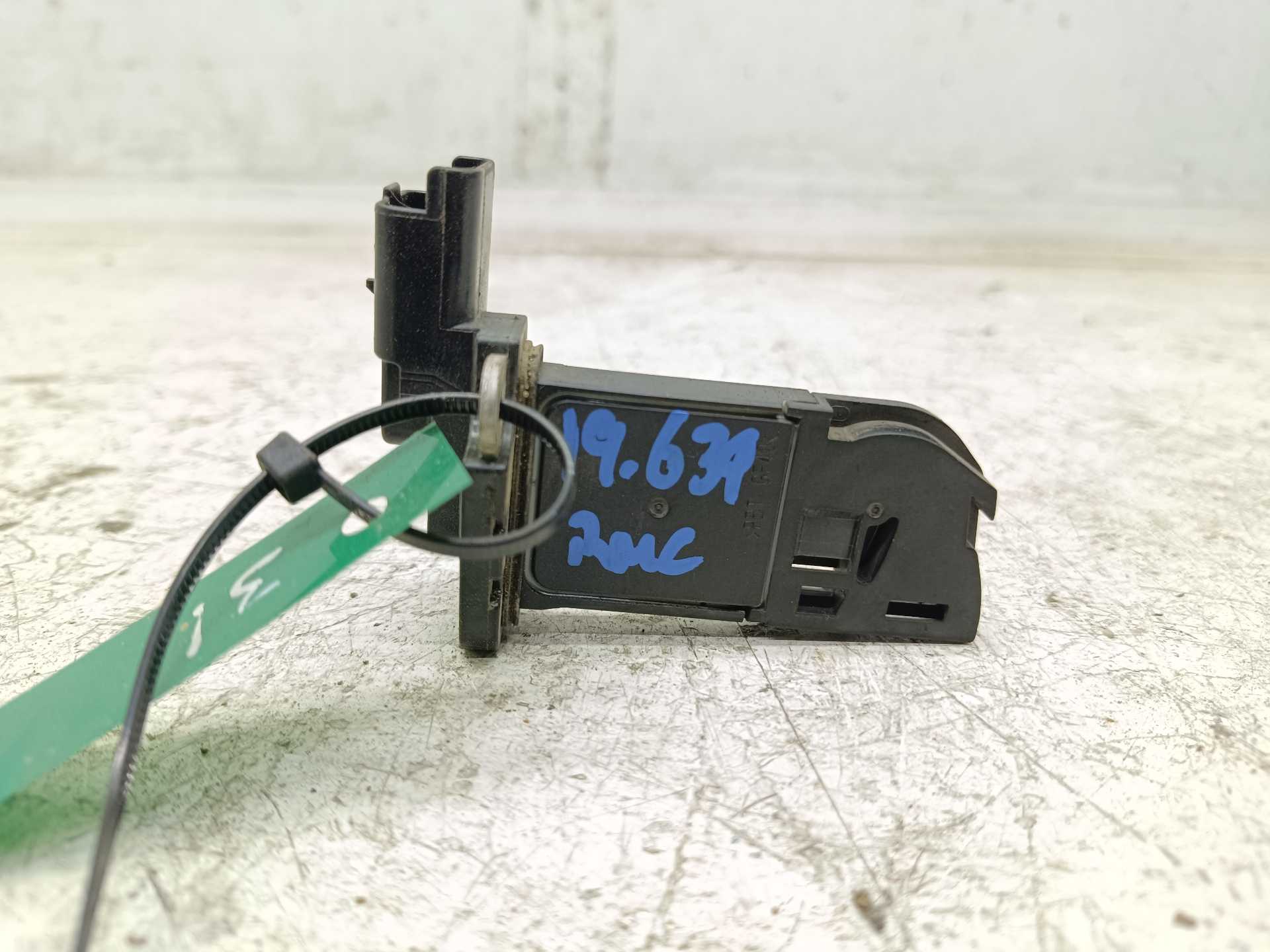 Recambio de caudalimetro para opel vivaro furgón l express referencia OEM IAM 967709308001  
