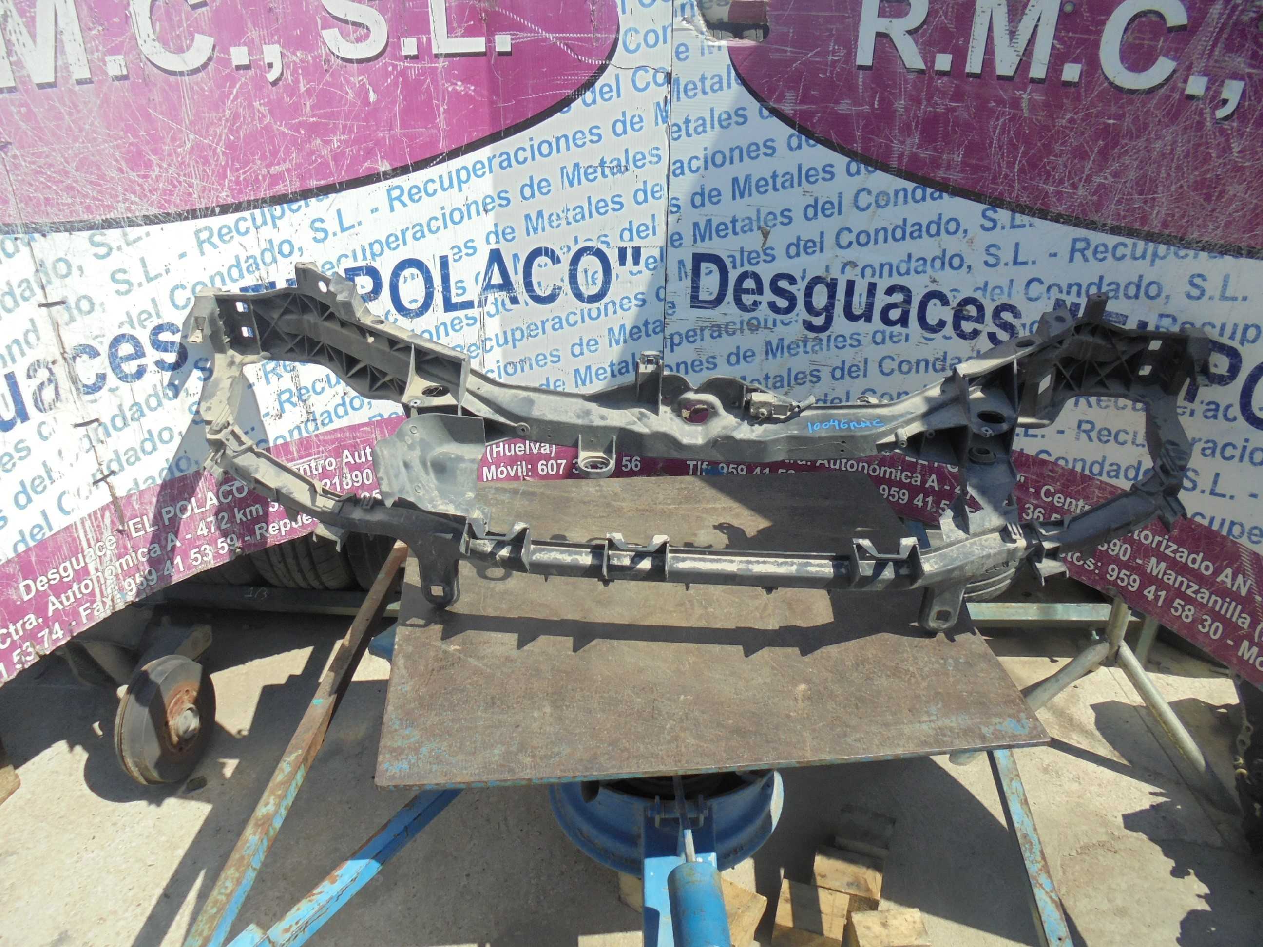 Recambio de panel frontal para ford focus c-max (cap) ambiente (d) referencia OEM IAM   
