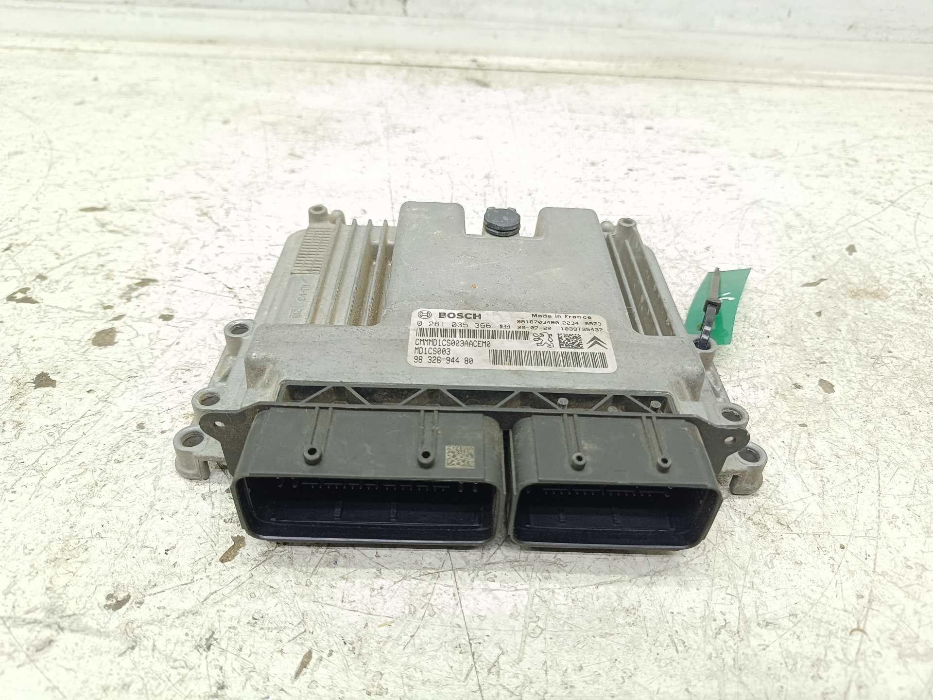 Recambio de centralita motor uce para opel vivaro furgón l express referencia OEM IAM 9832694480 0281035366 