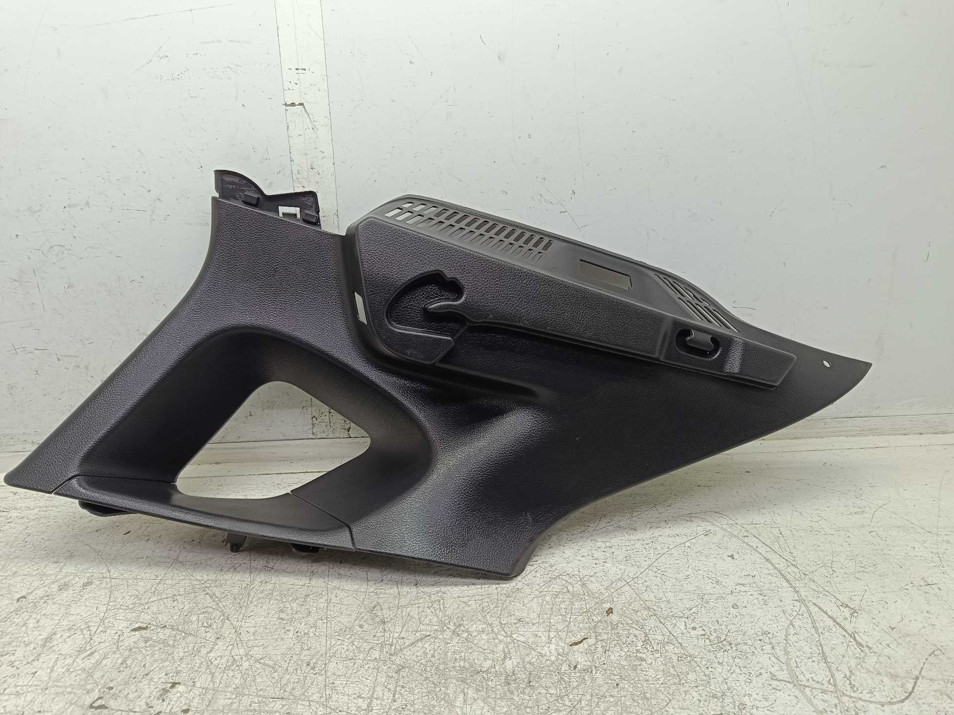 Recambio de moldura interior para nissan qashqai (j11) n-style referencia OEM IAM 769354EA0A  