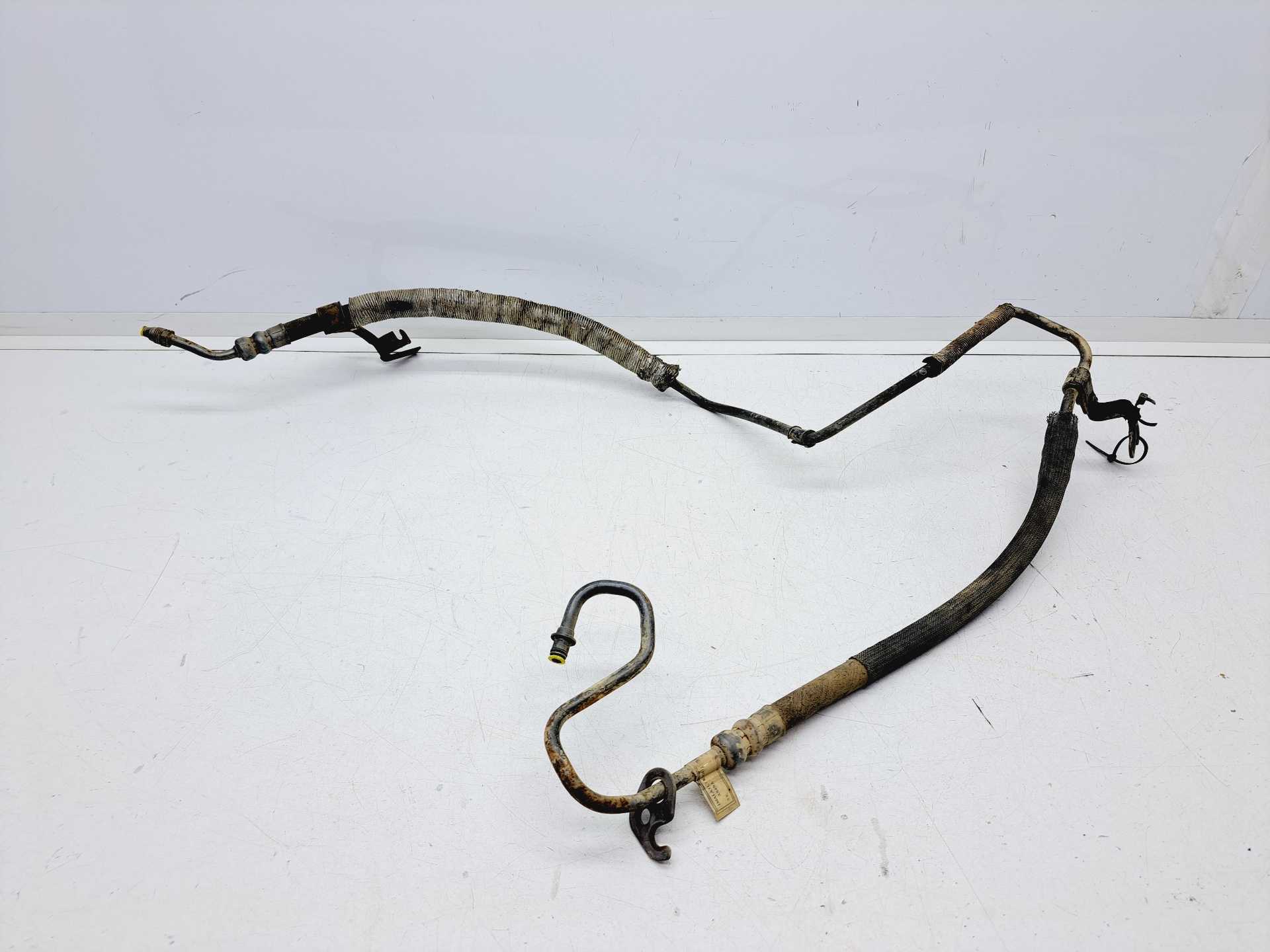 Recambio de tubo direccion para nissan terrano/terrano.ii (r20) aventura referencia OEM IAM 4T163A719AA  
